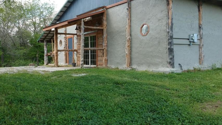 460 County Rd 328 Property Photo 34