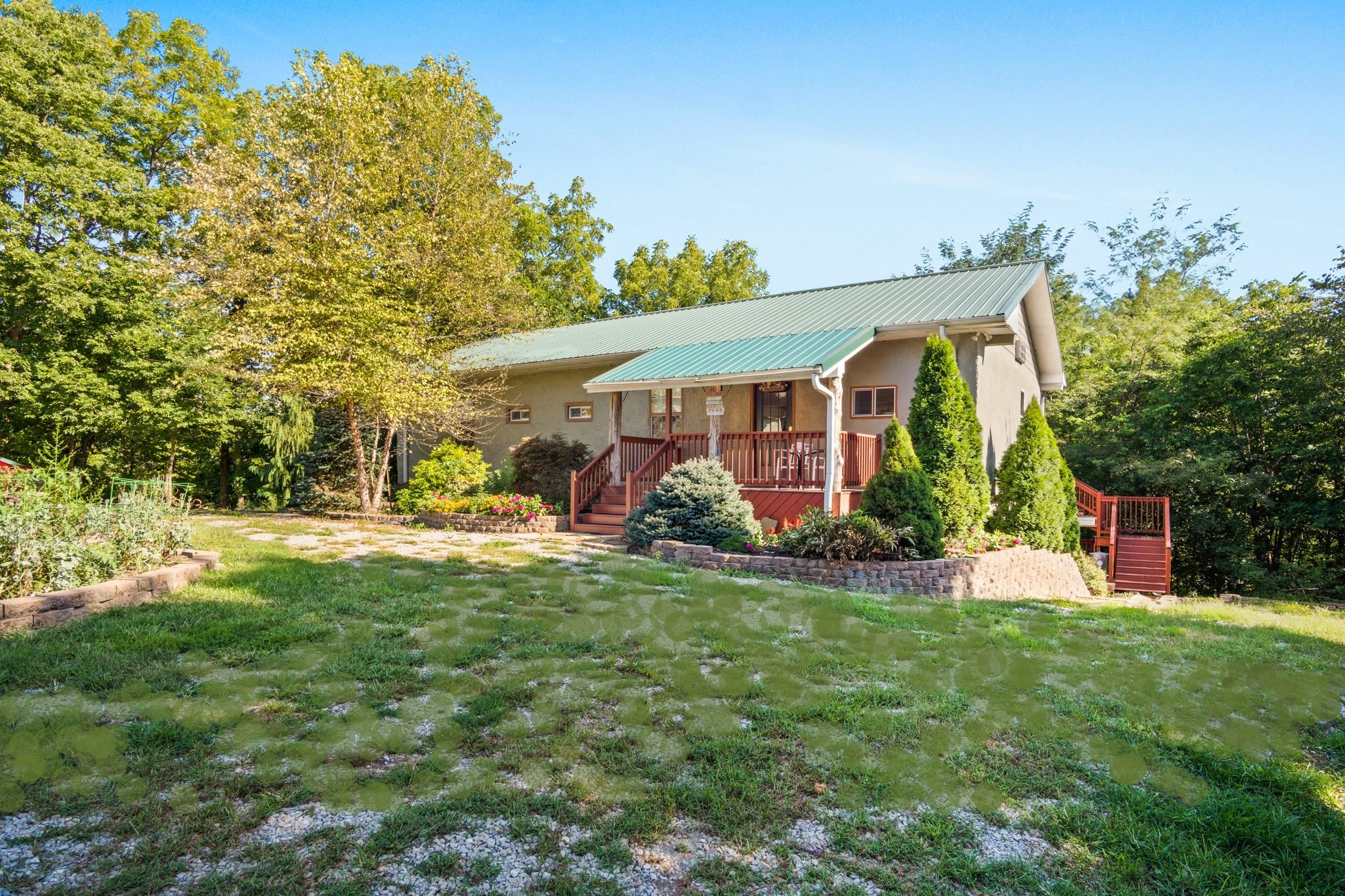462 County Rd 328 Property Photo 2