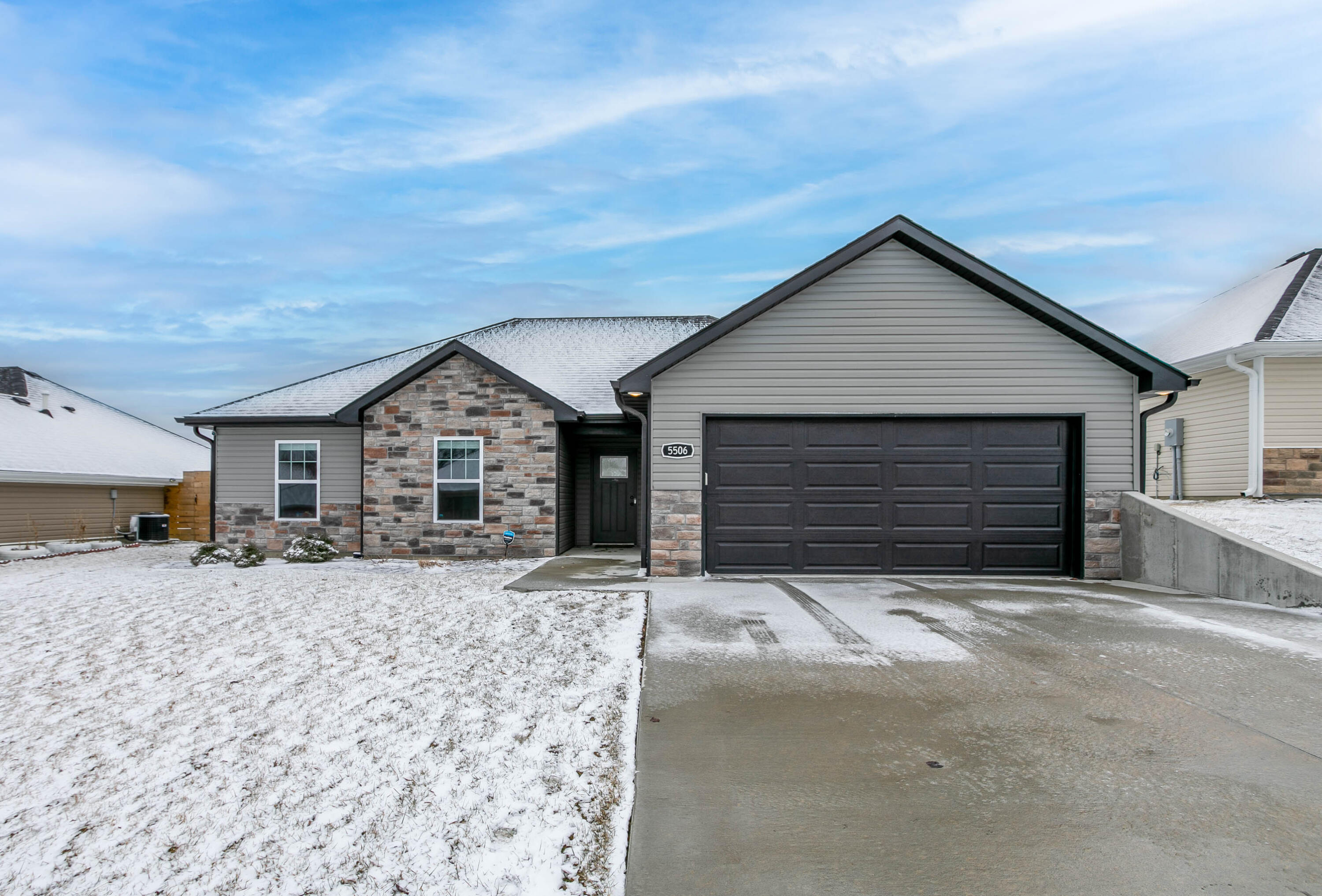 5506 Geyser Blvd Property Photo 1