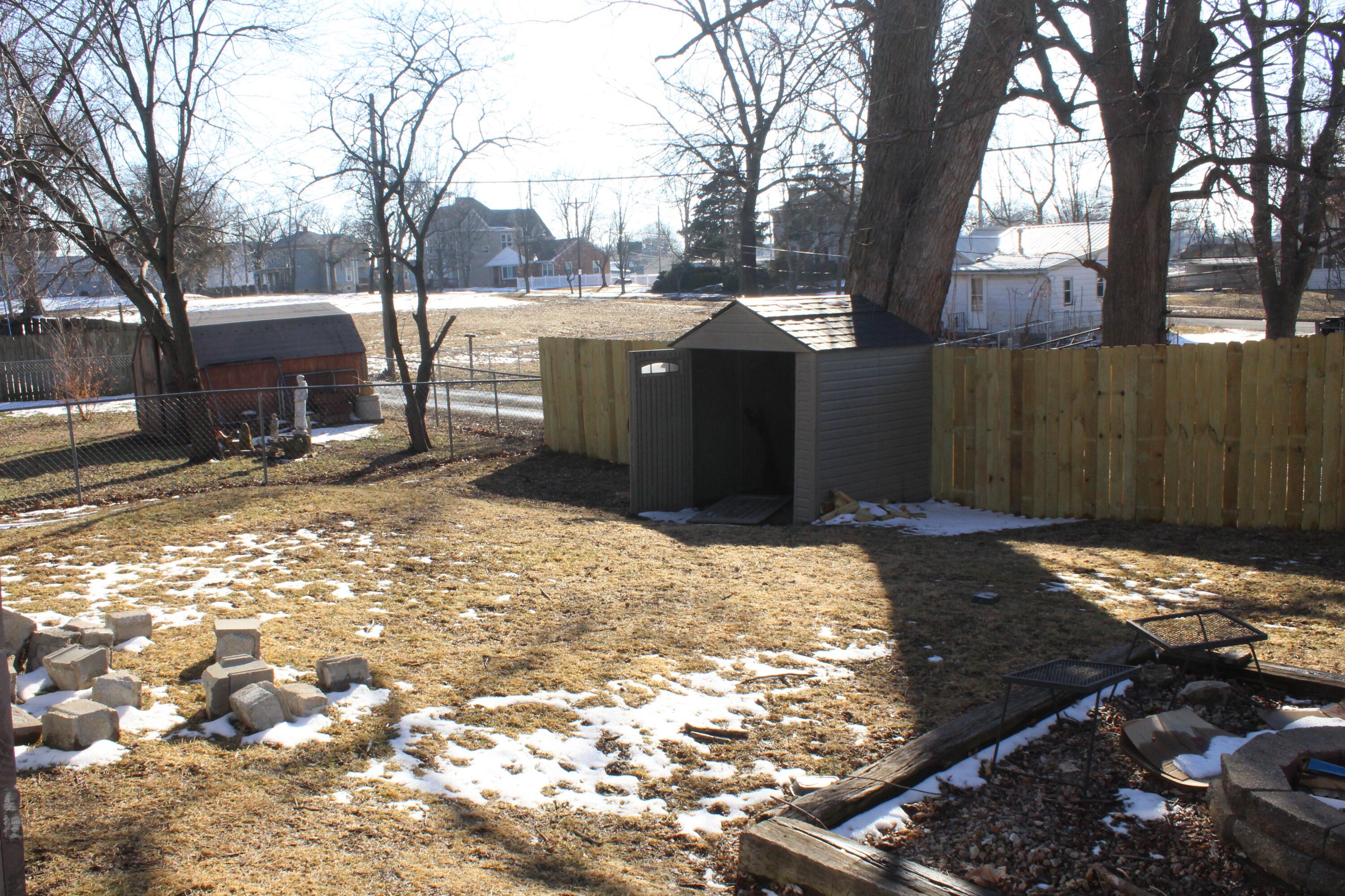 1136 Elm St Property Photo 13