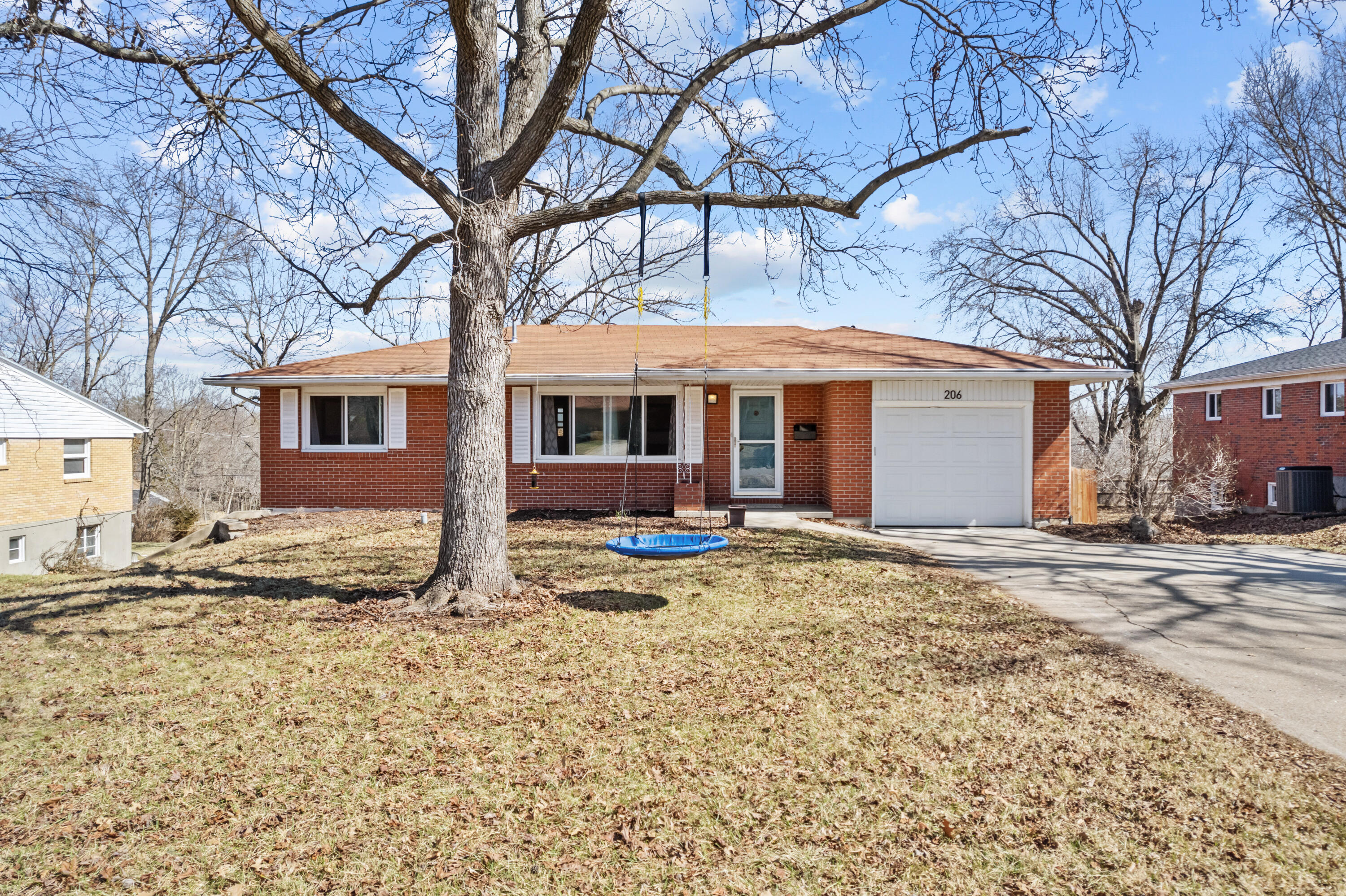 206 Westridge Dr Property Photo