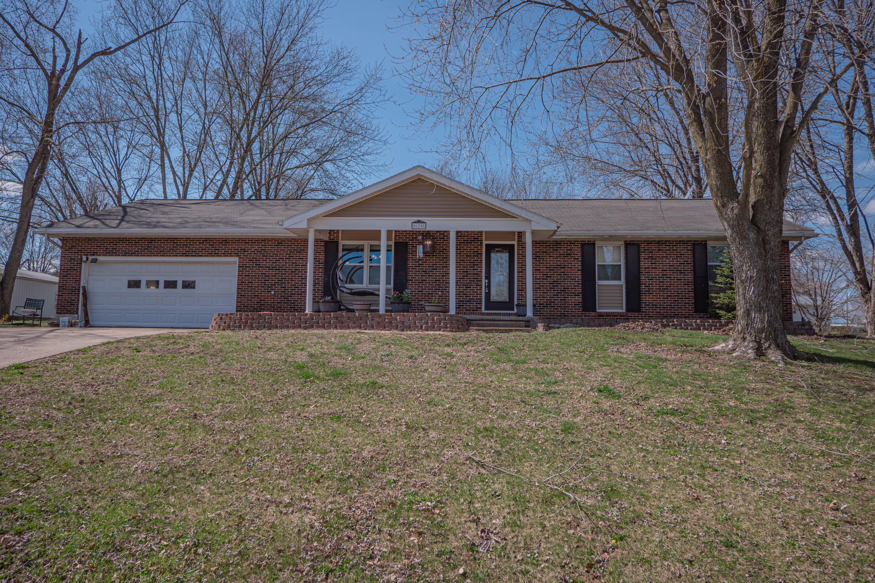 625 Bryan Ave Property Photo