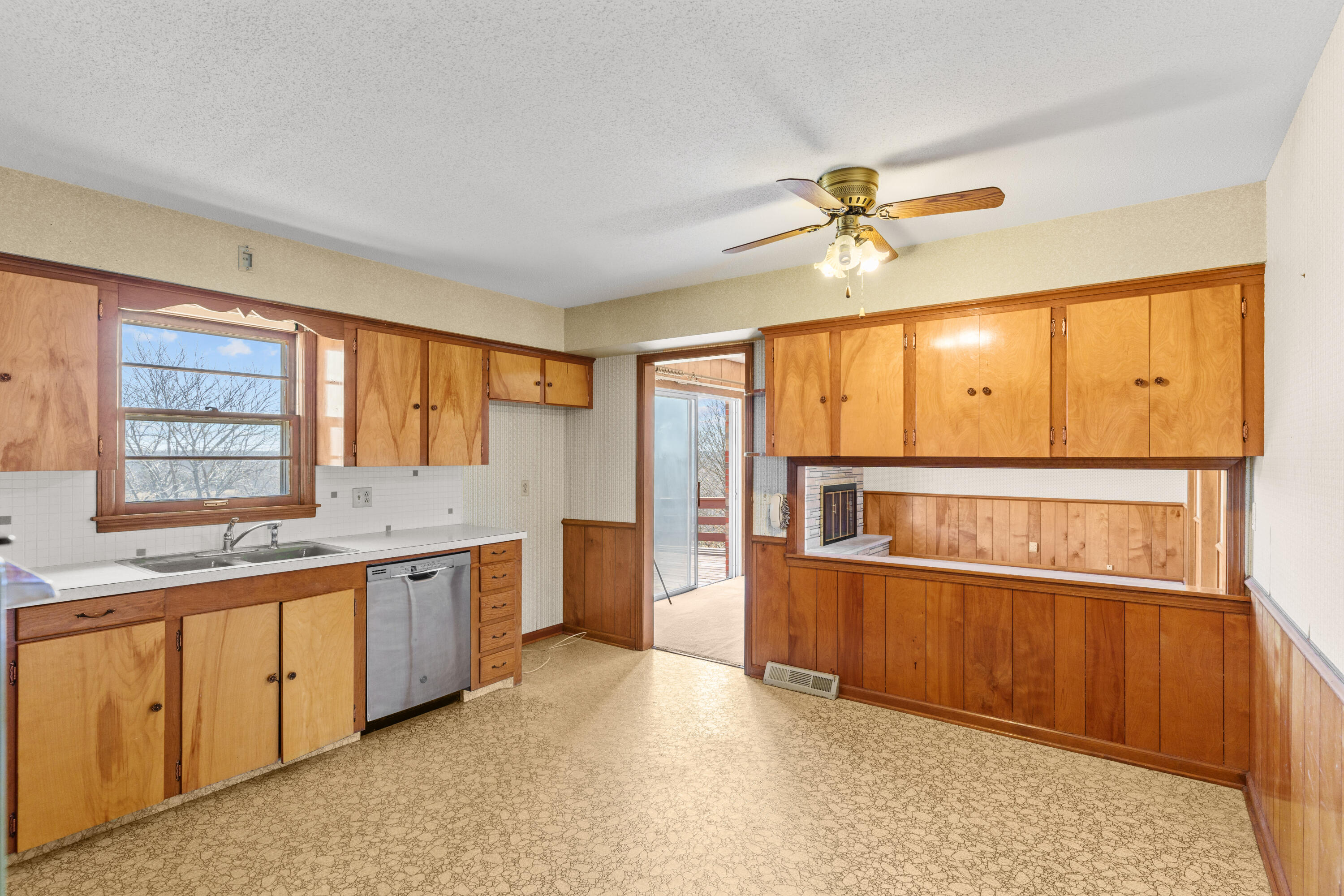 350 W Rte K Property Photo 15