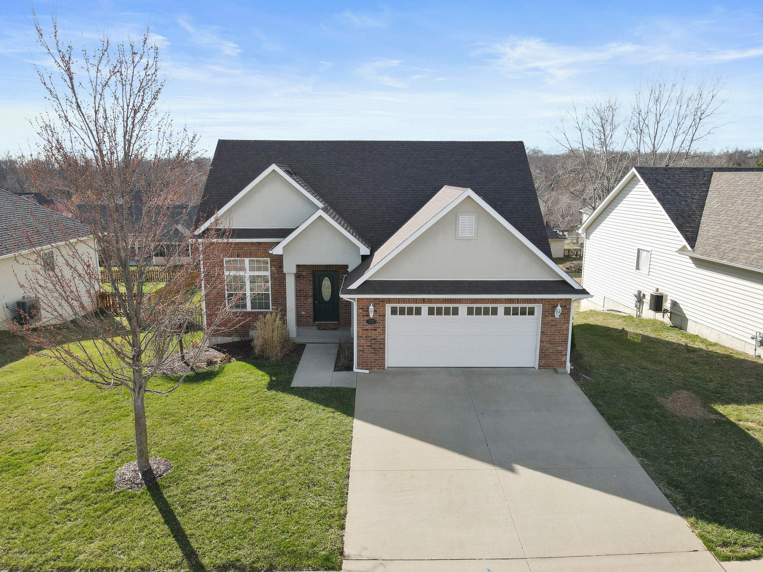 103 Lexibelle Dr Property Photo 1