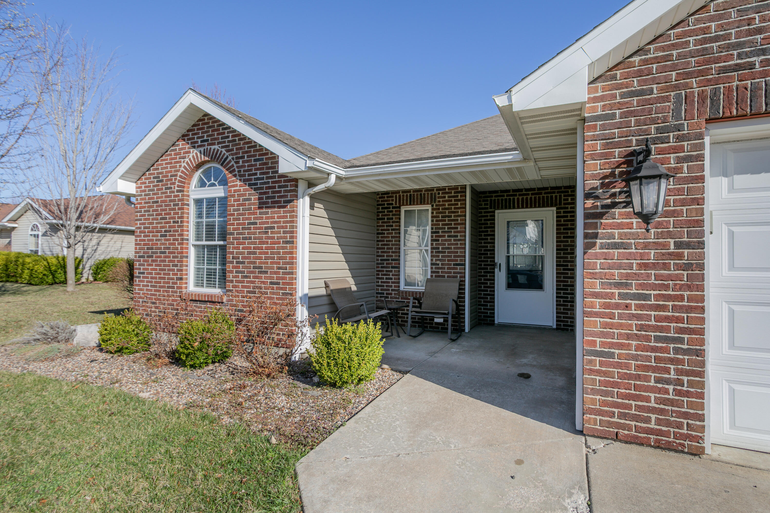 6239 Brooke Dr Property Photo 2