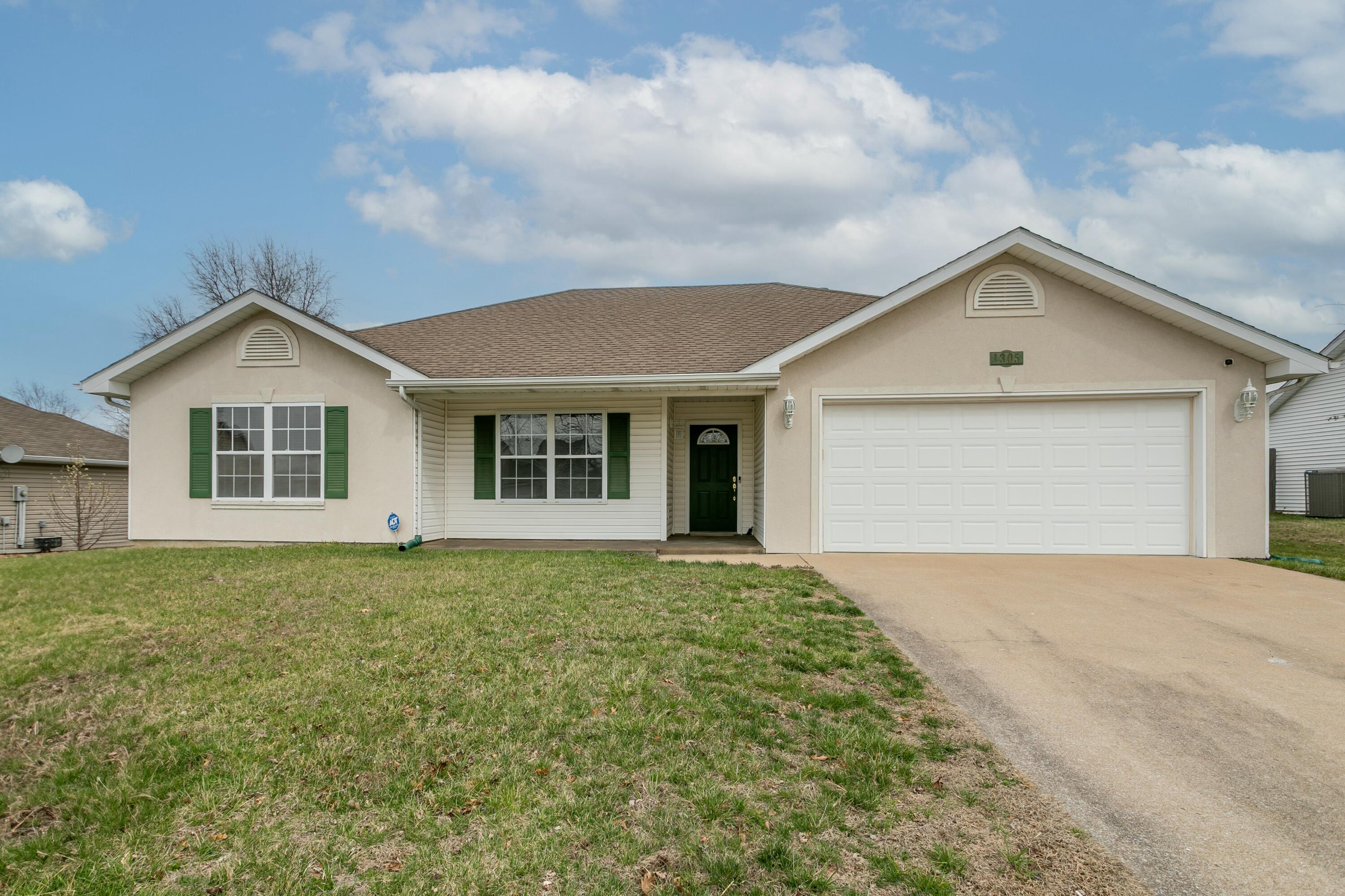1305 War Admiral Dr Property Photo 1