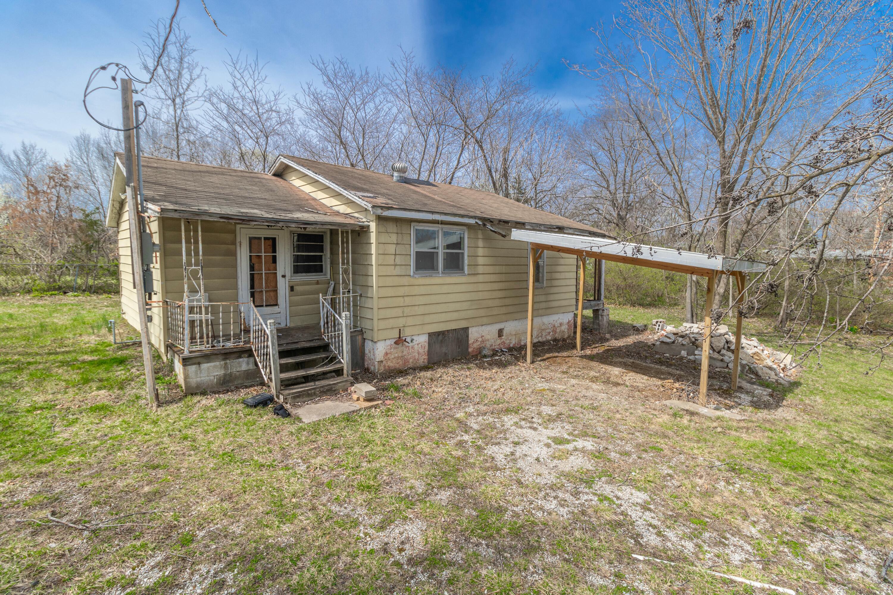 1102 Westwinds Dr Property Photo 1
