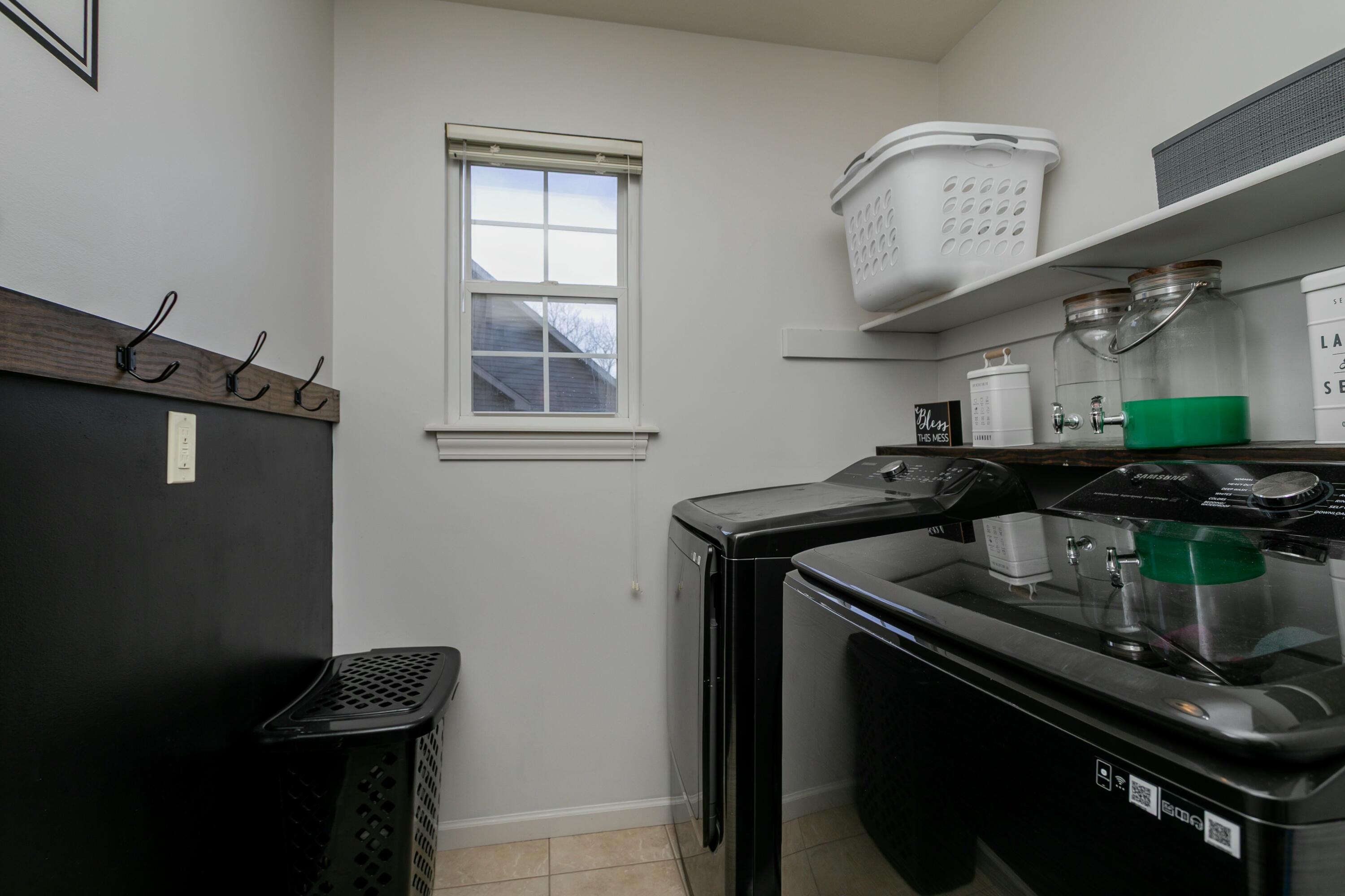305 Macaw Dr Property Photo 17