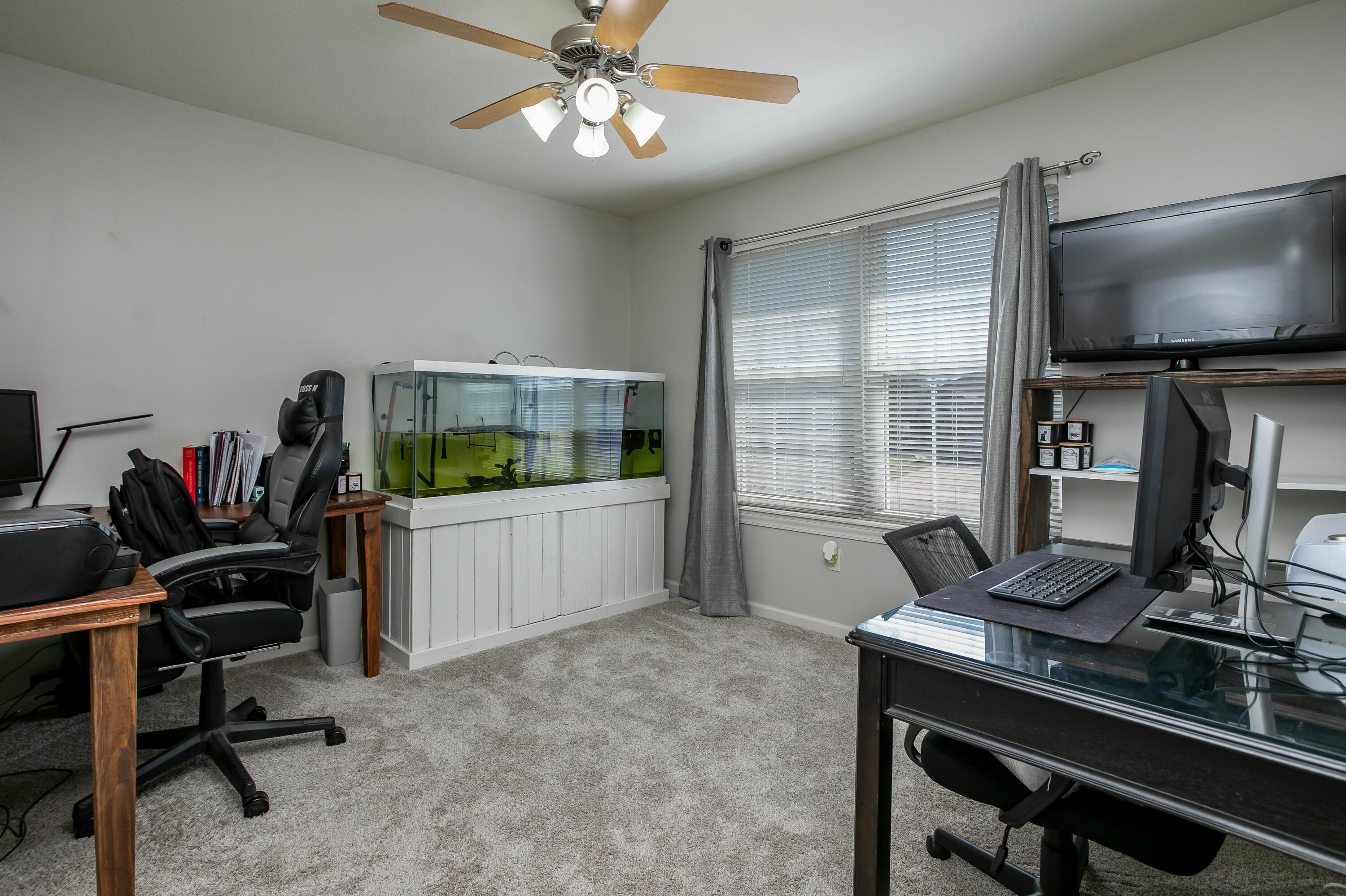 305 Macaw Dr Property Photo 24