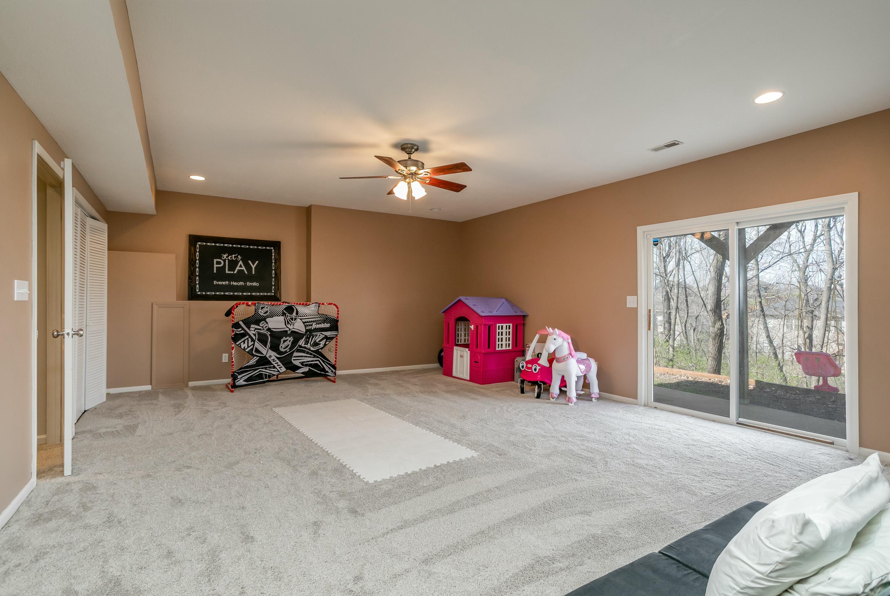 305 Macaw Dr Property Photo 26
