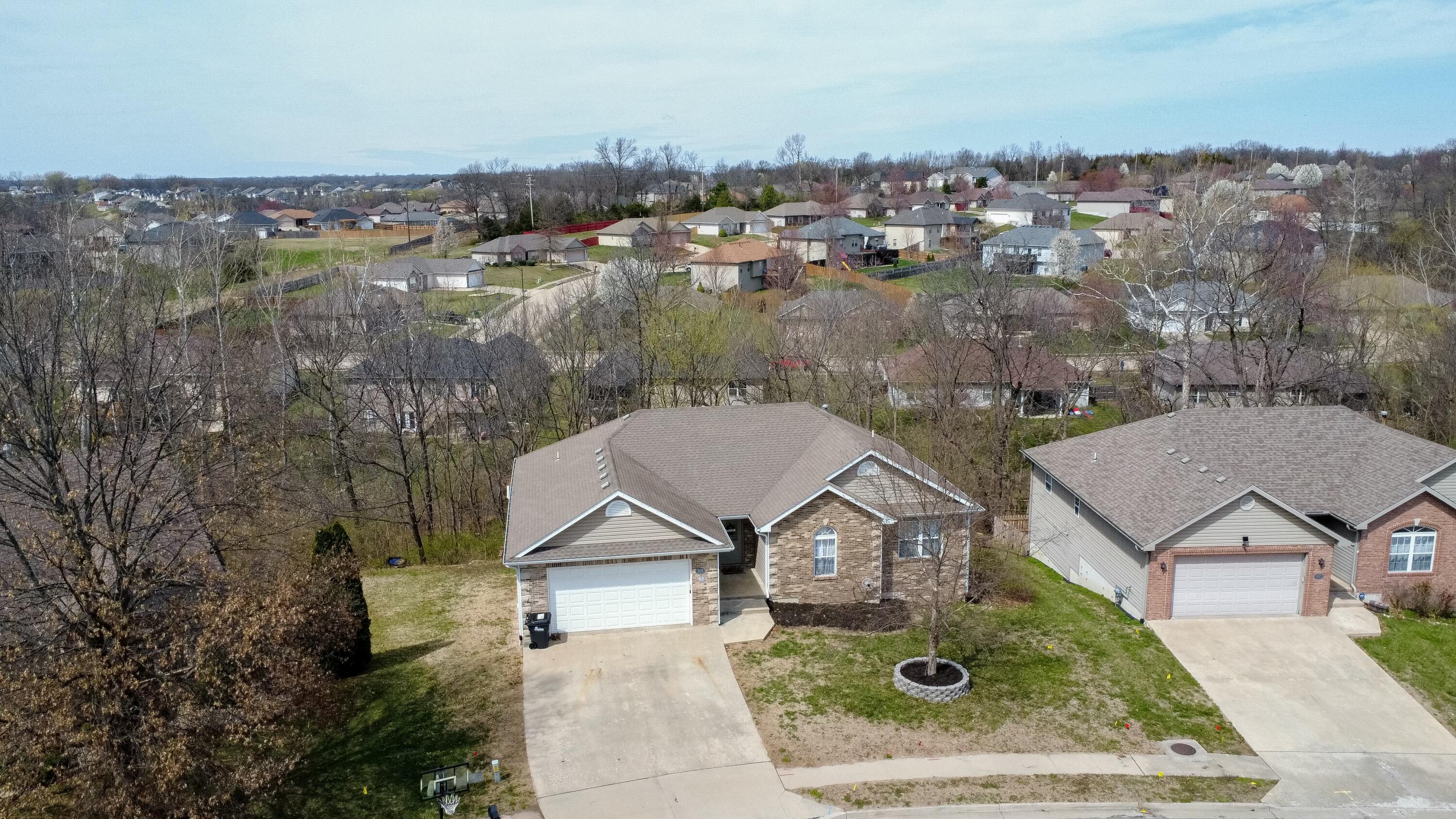 305 Macaw Dr Property Photo 44