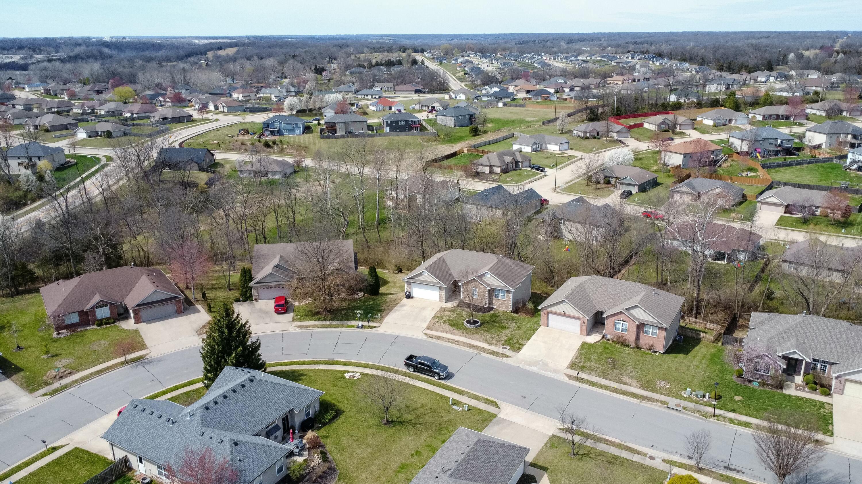 305 Macaw Dr Property Photo 45