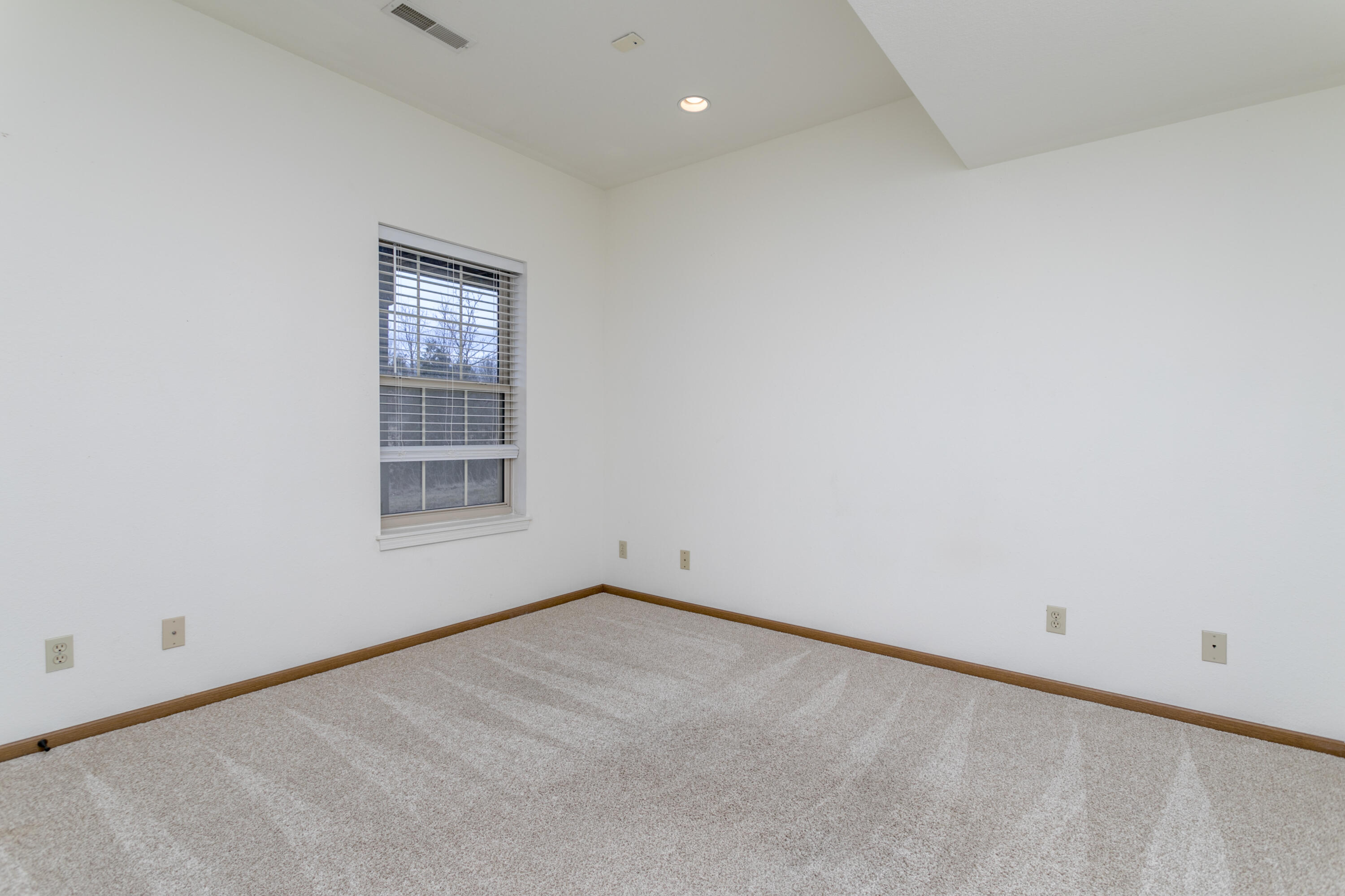 1505 Spiros Dr, C Property Photo 15