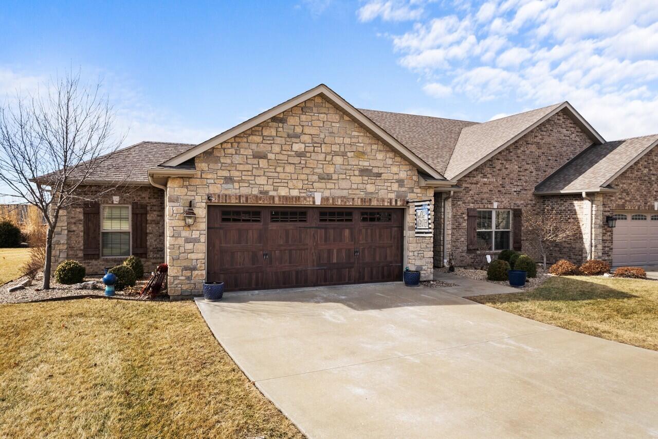 3912 Tolarian Dr Property Photo