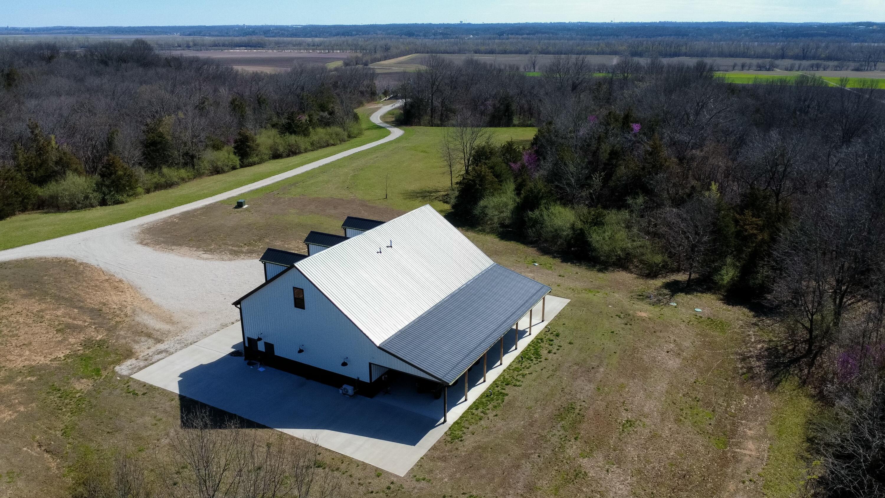 6120 E Claysville Rd Property Photo 28