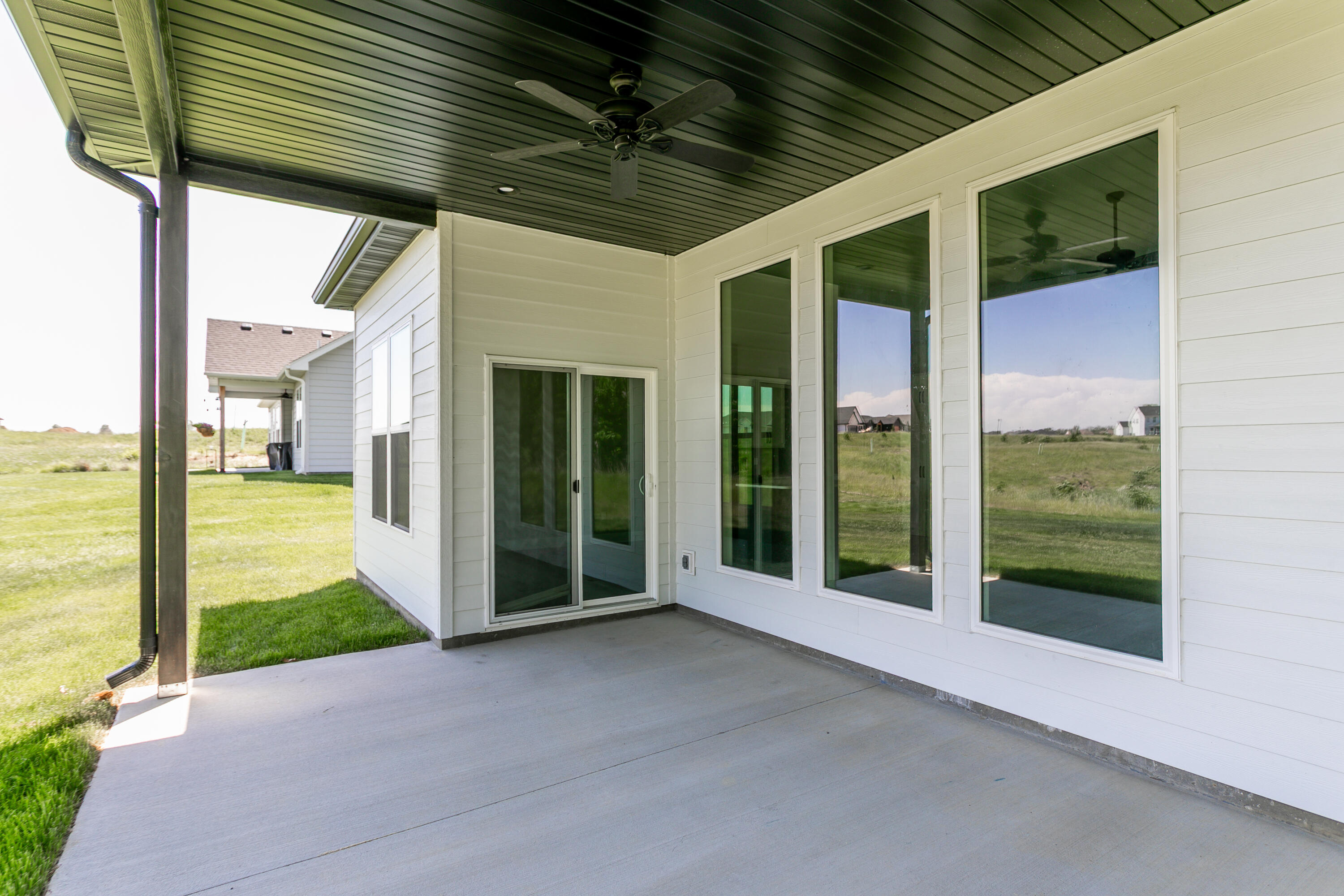 700 Sagemoor Dr Property Photo 29