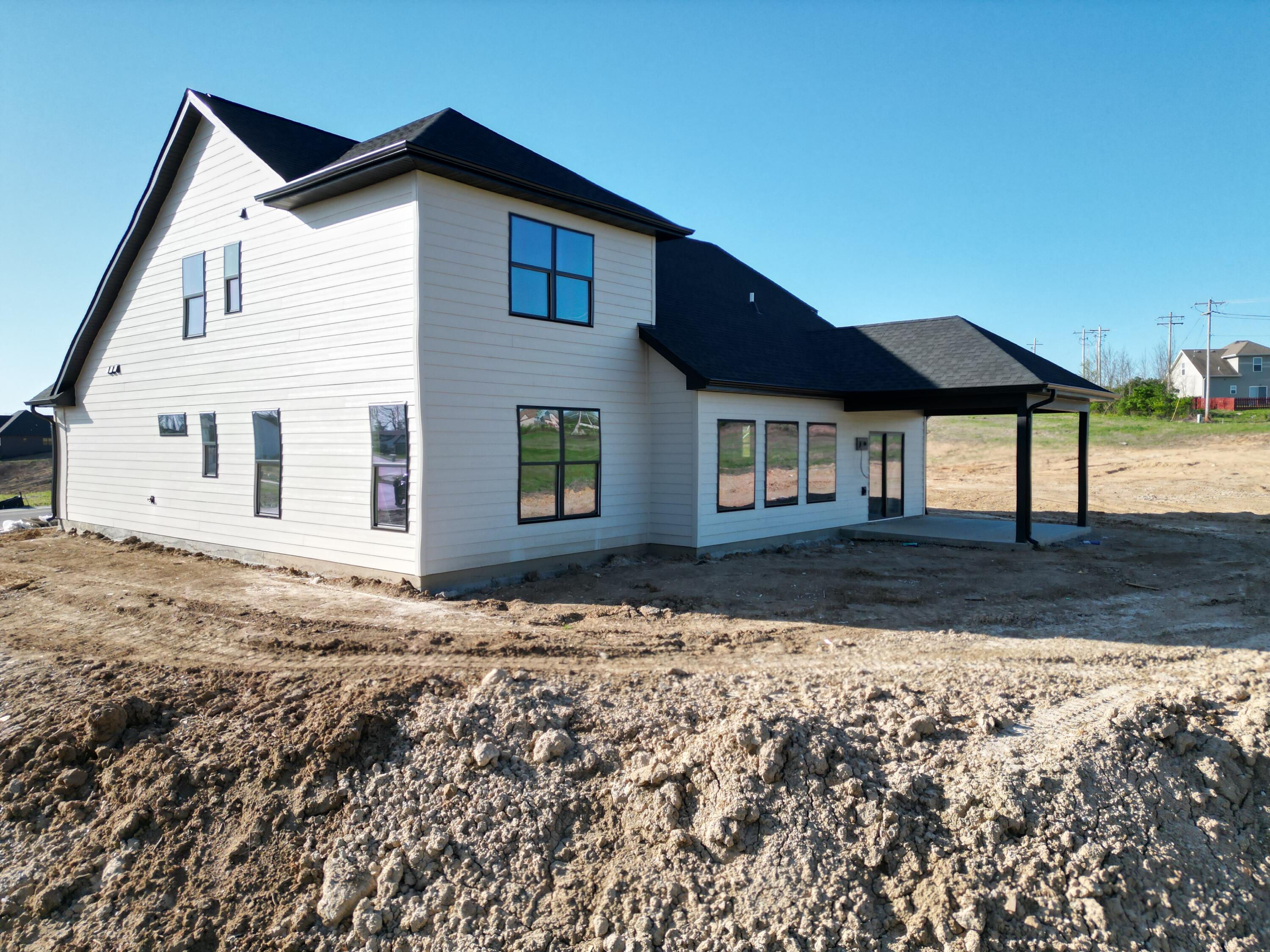 6343 Yellowstone Dr Property Photo 3