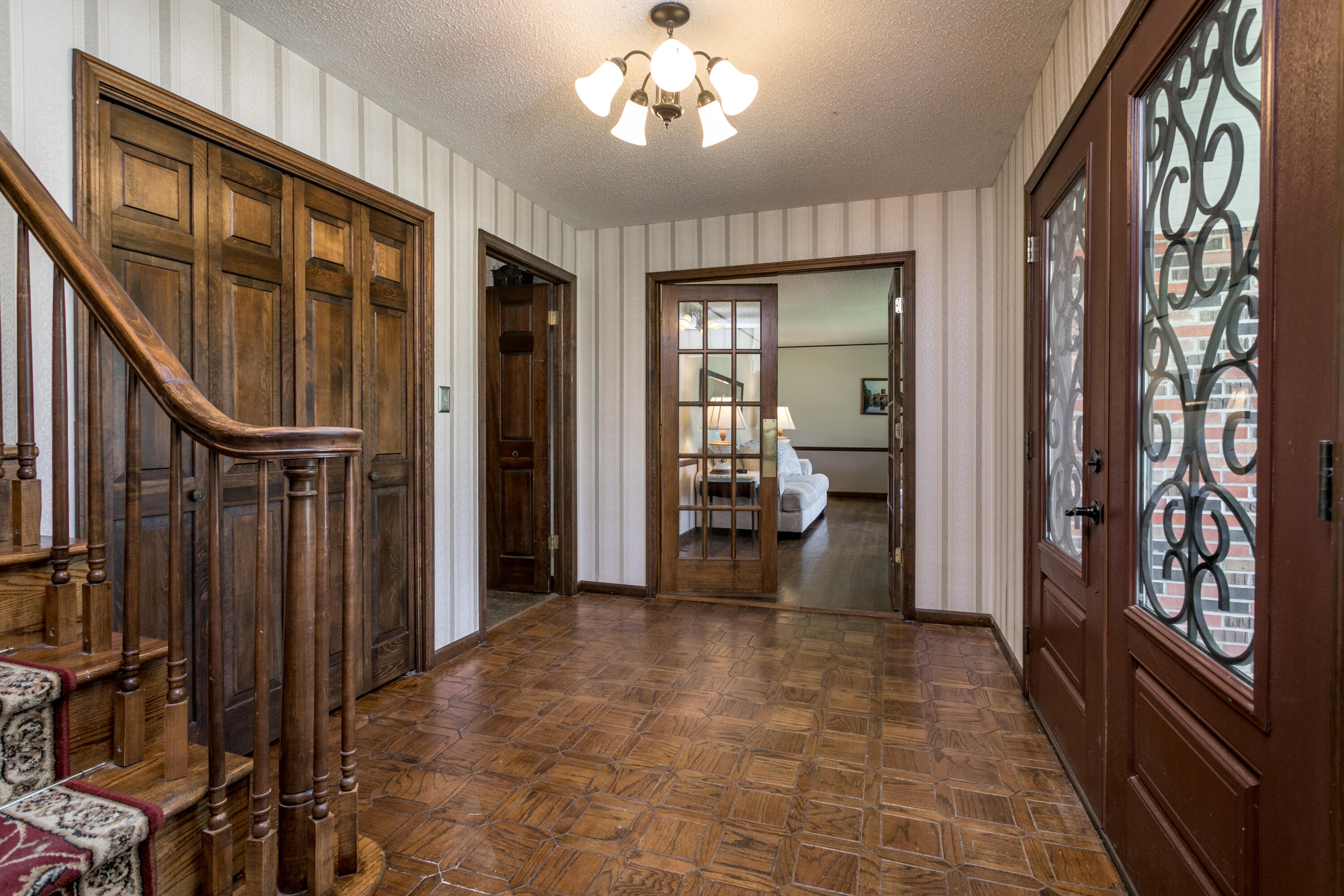 7221 Castle Rock Rd Property Photo 6