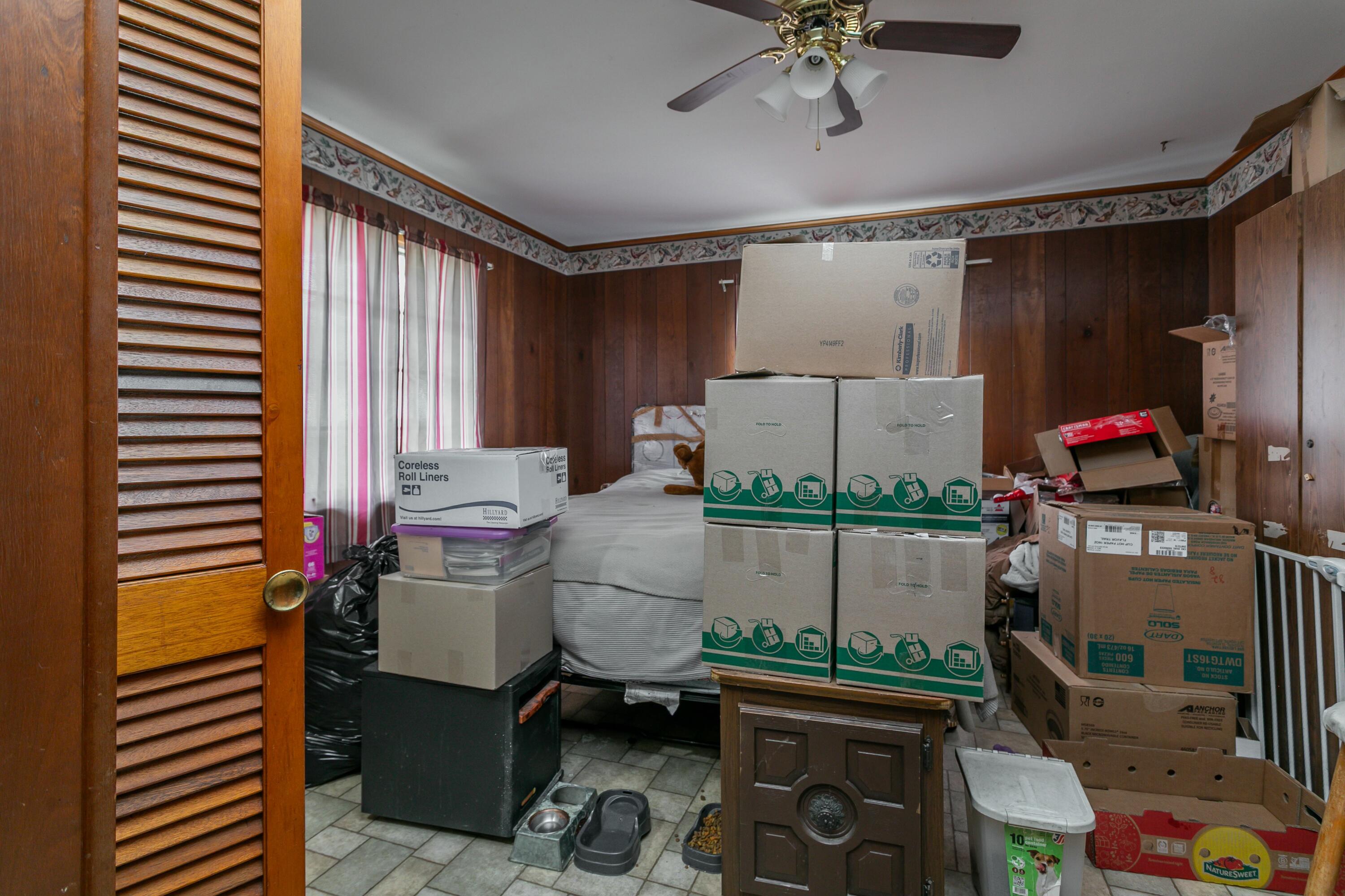 1541 Myra St Property Photo 18