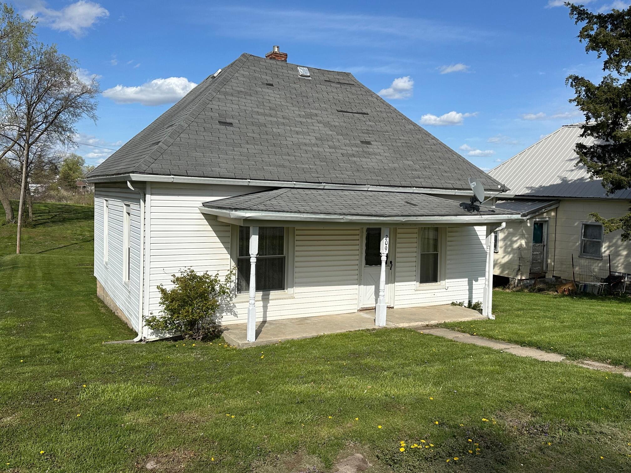 Bucklin Real Estate Listings Main Image