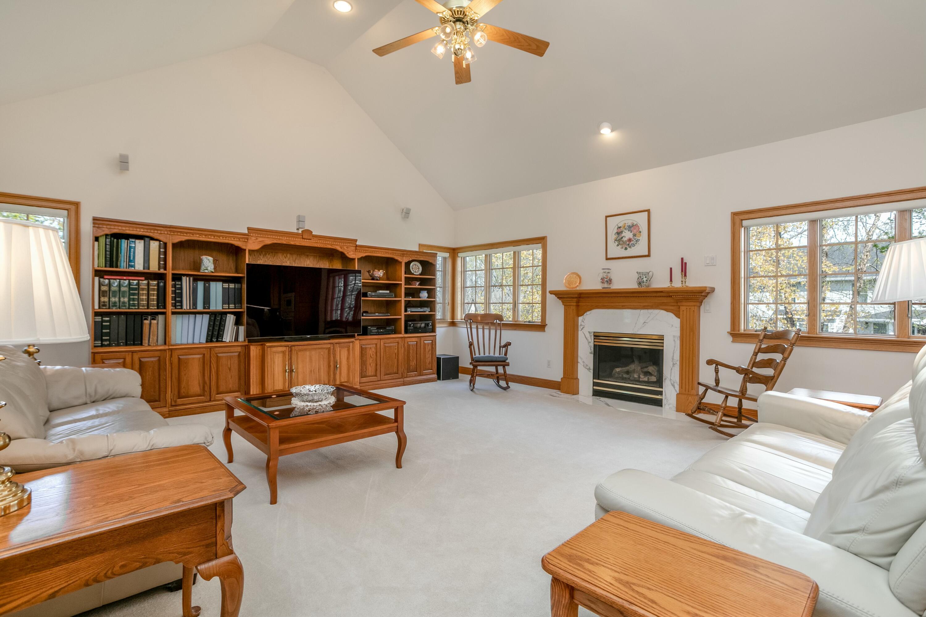 2420 Lacewood Dr Property Photo 19