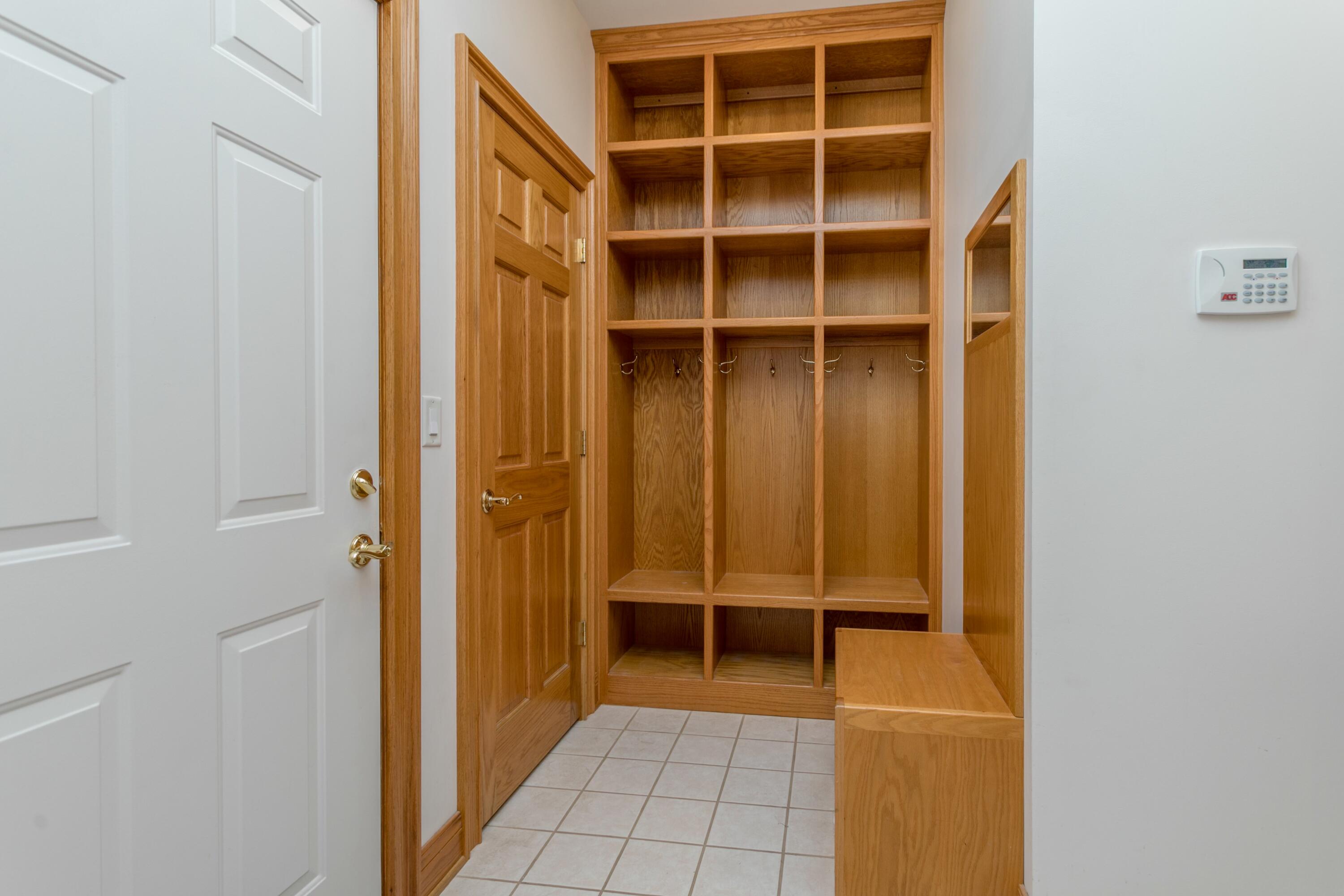 2420 Lacewood Dr Property Photo 31