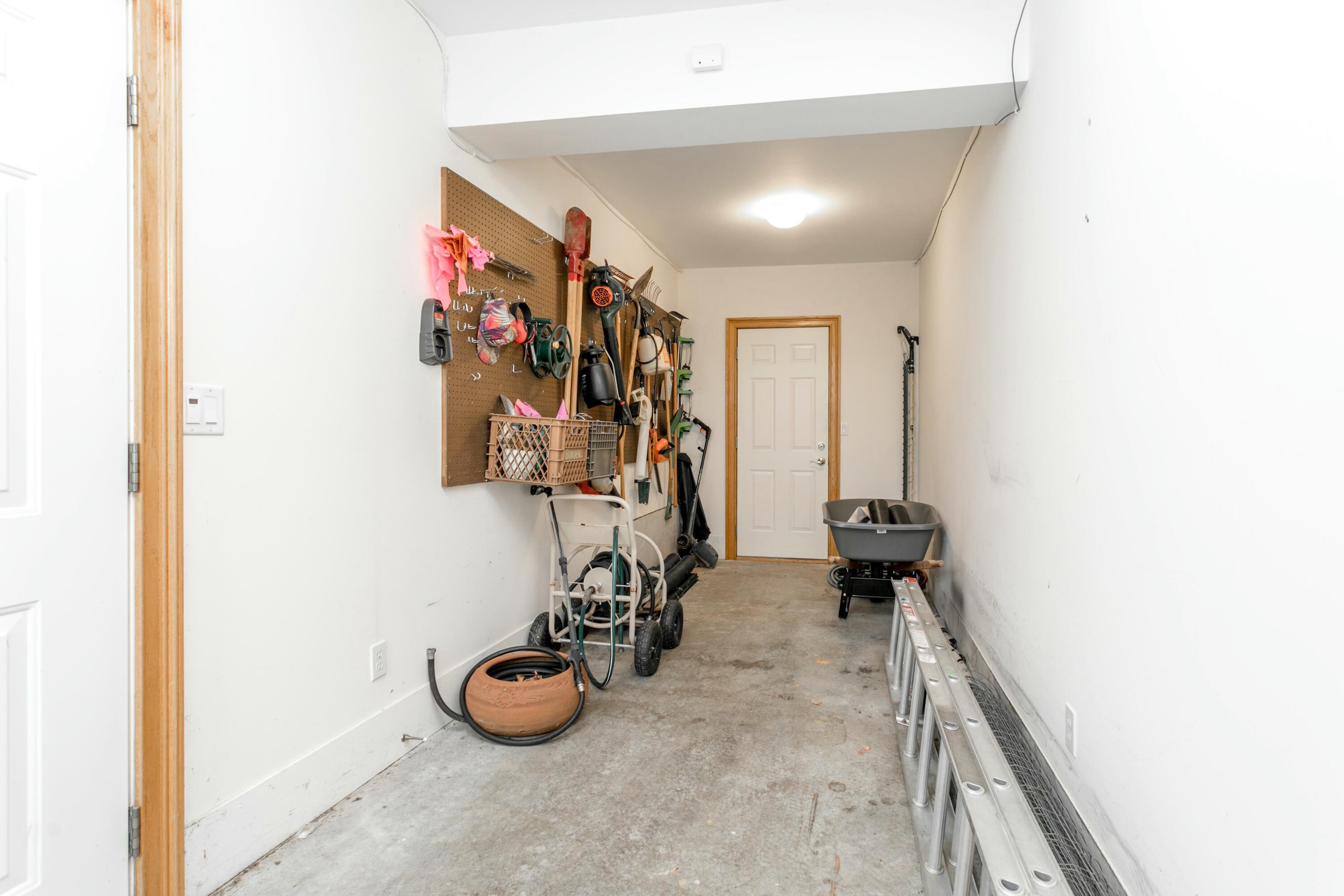2420 Lacewood Dr Property Photo 57