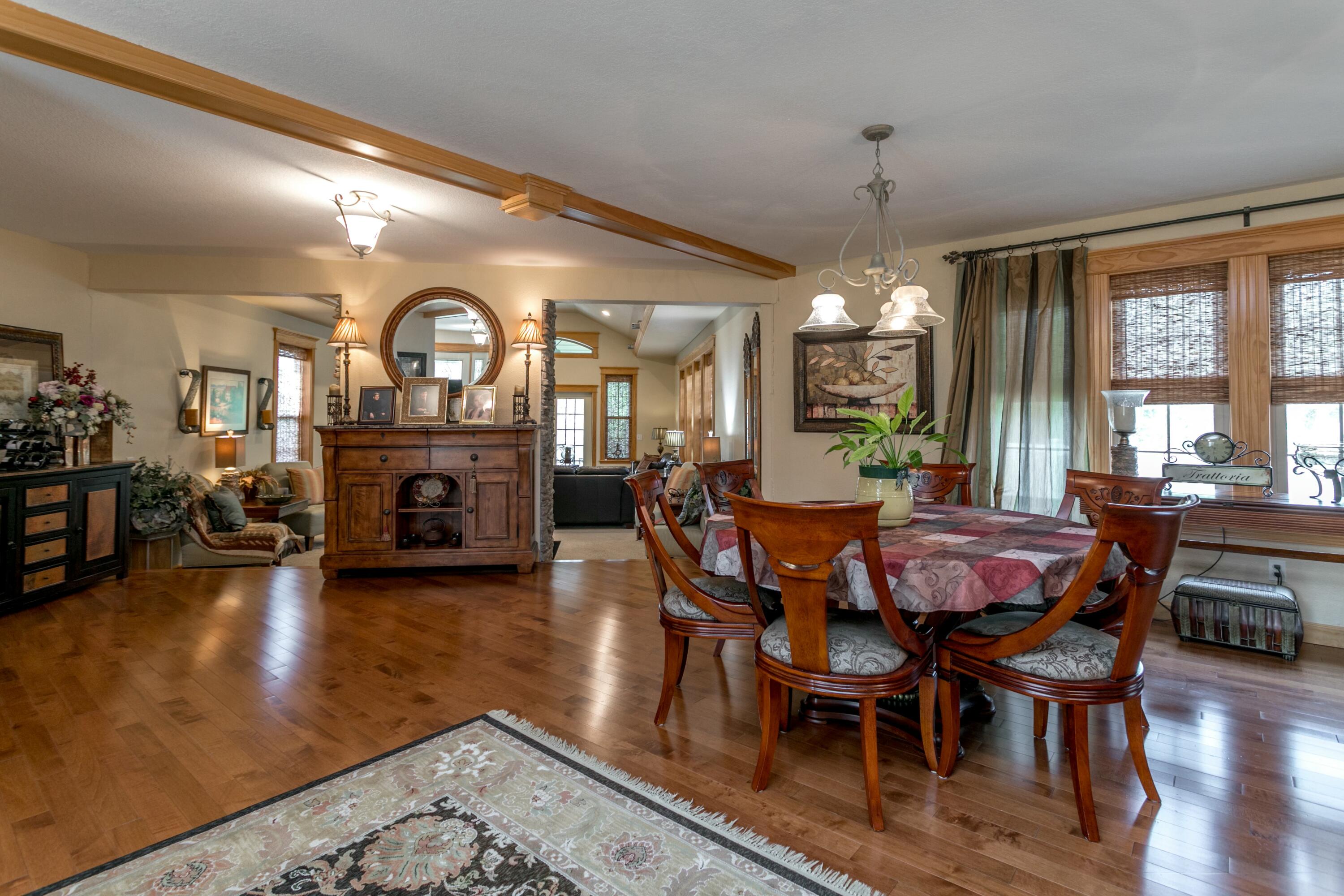 4528 State Route A Property Photo 8