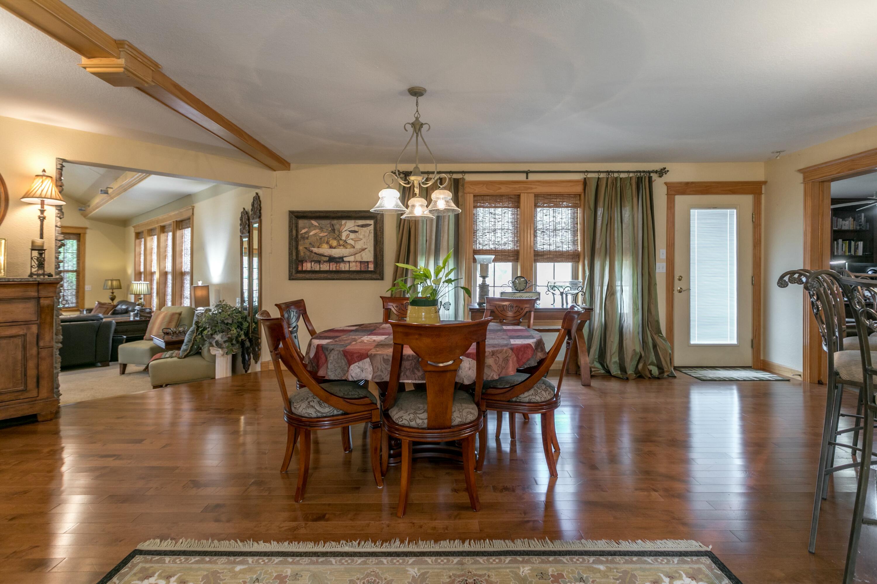 4528 State Route A Property Photo 9