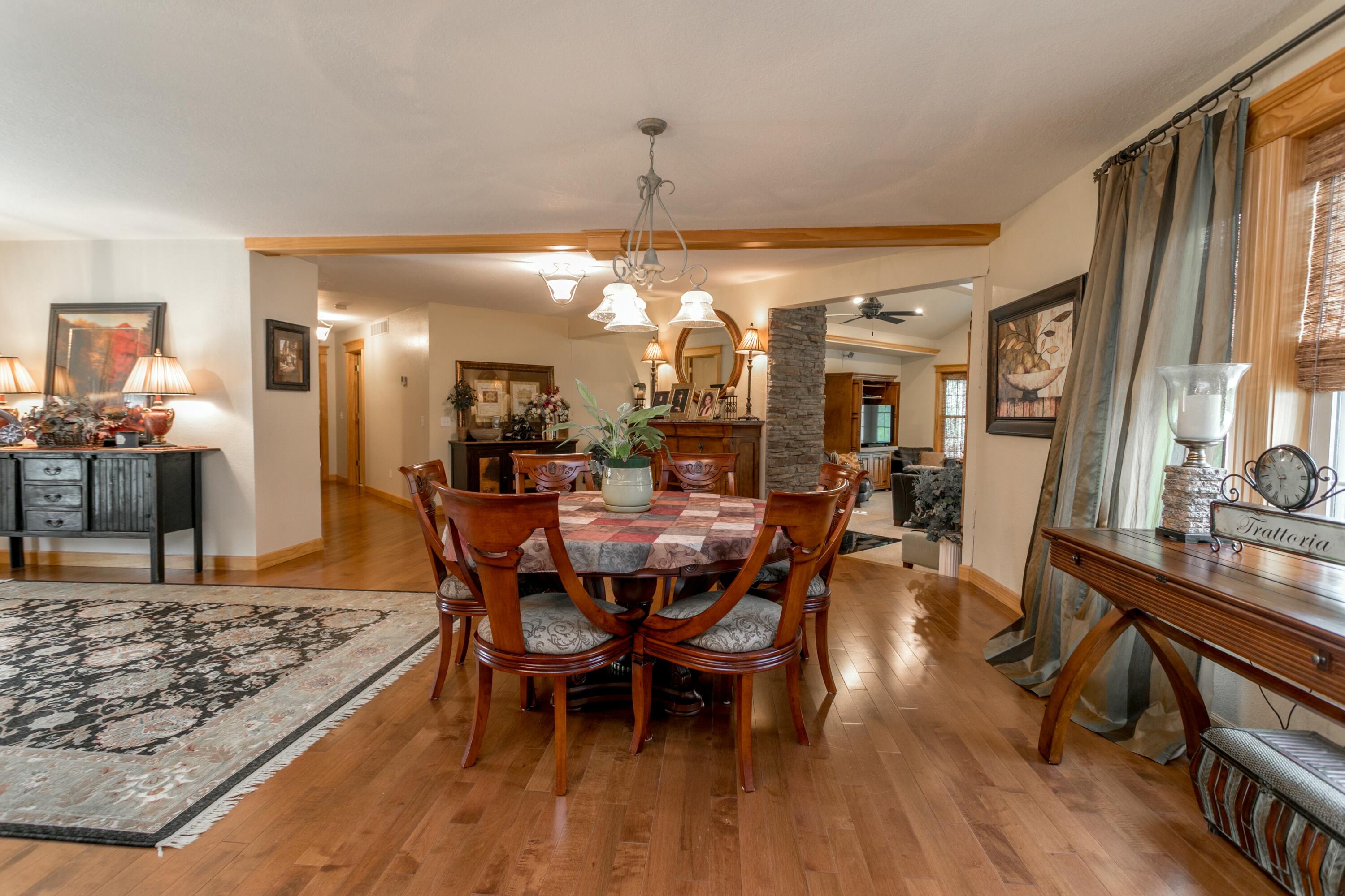 4528 State Route A Property Photo 10
