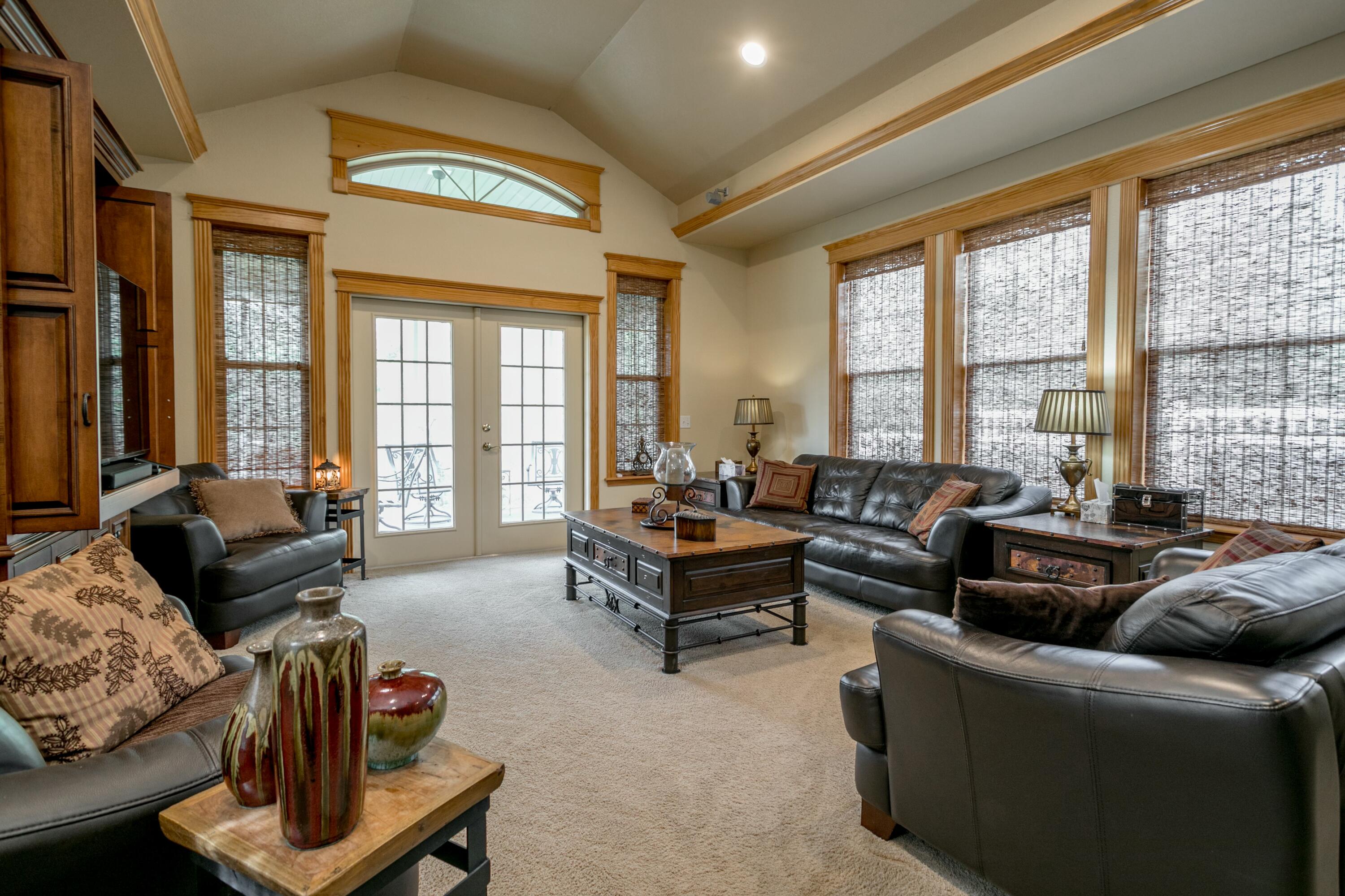 4528 State Route A Property Photo 16