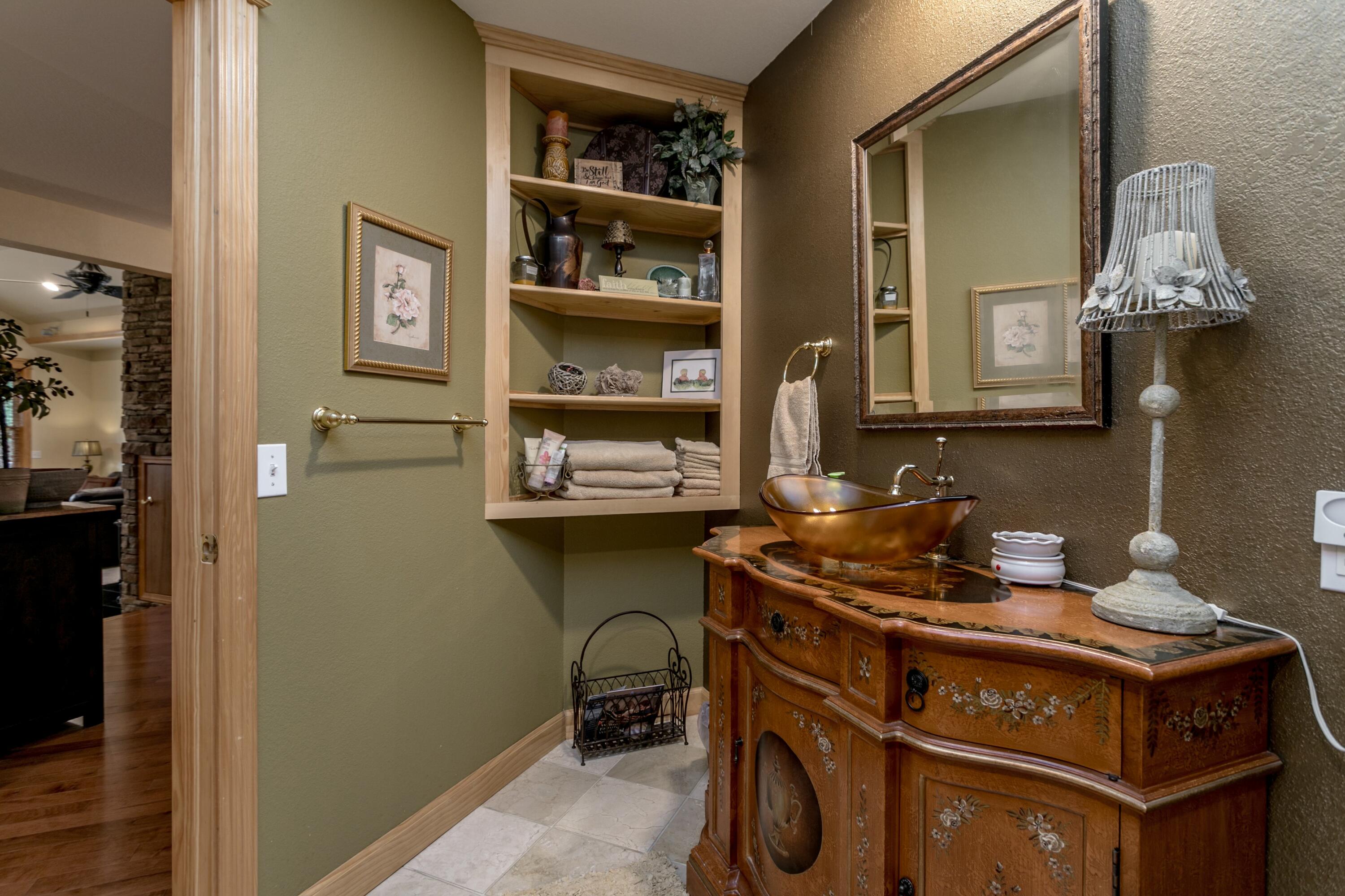 4528 State Route A Property Photo 28