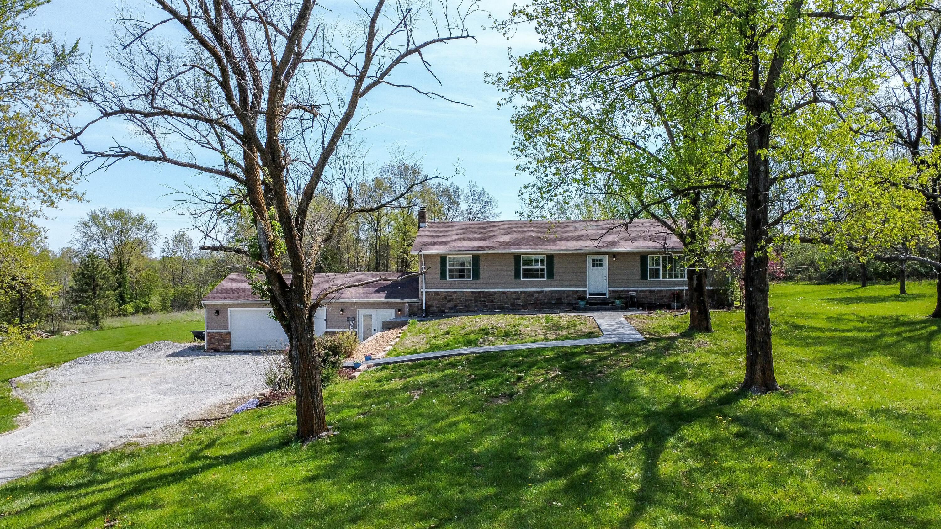 6404 E Spiva Property Photo