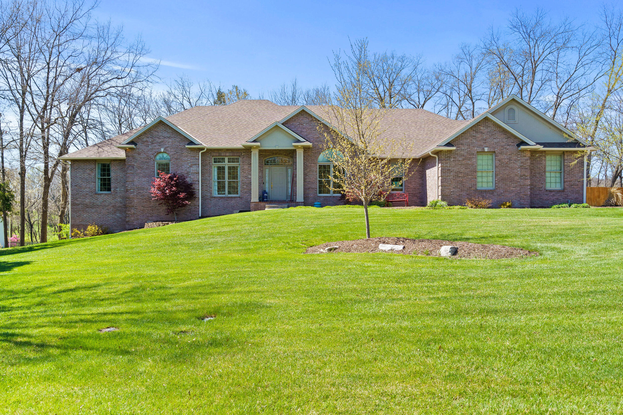 2777 S Wickerwood Ct Property Photo 1