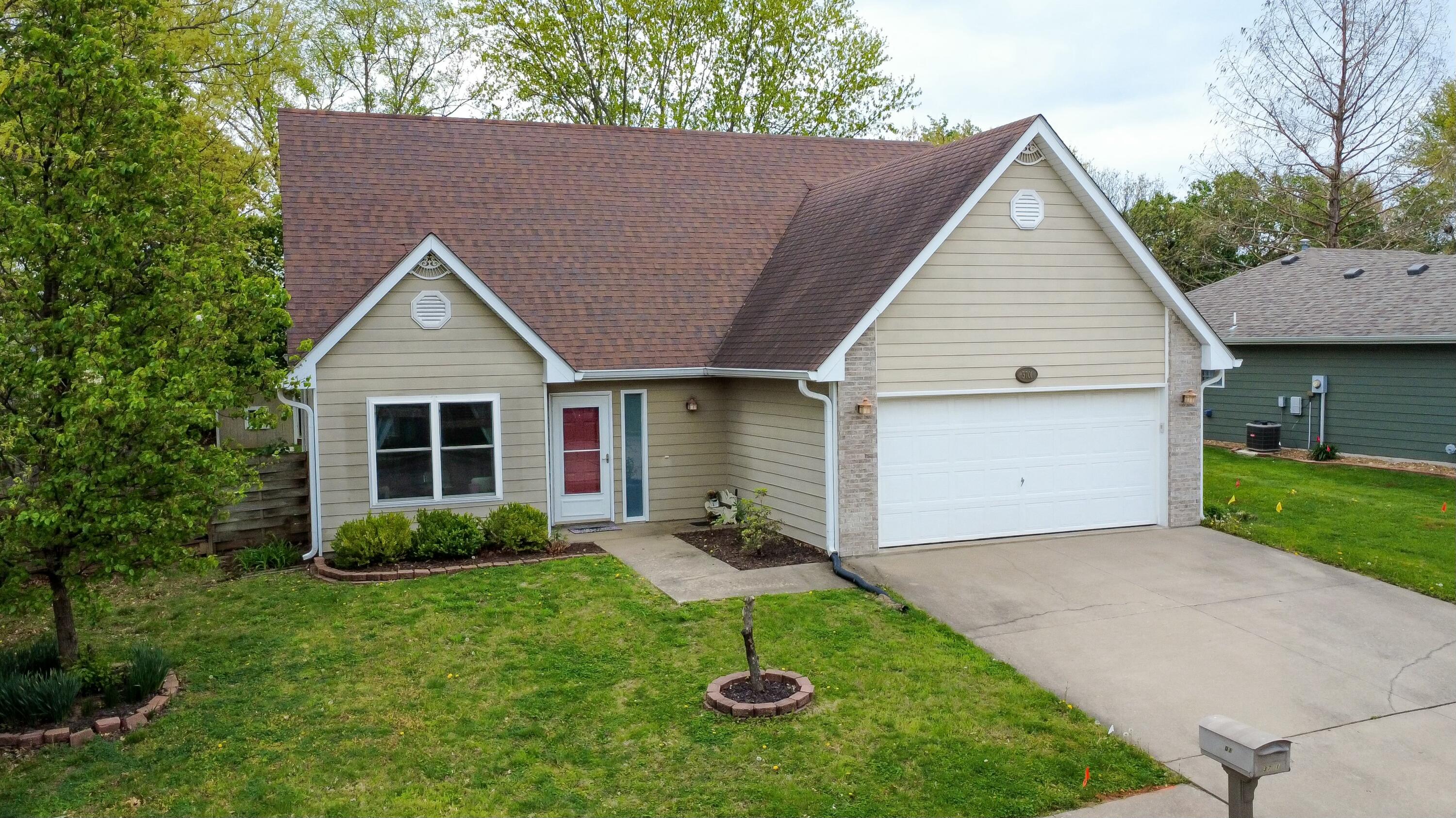 3701 Churchill Dr Property Photo 1