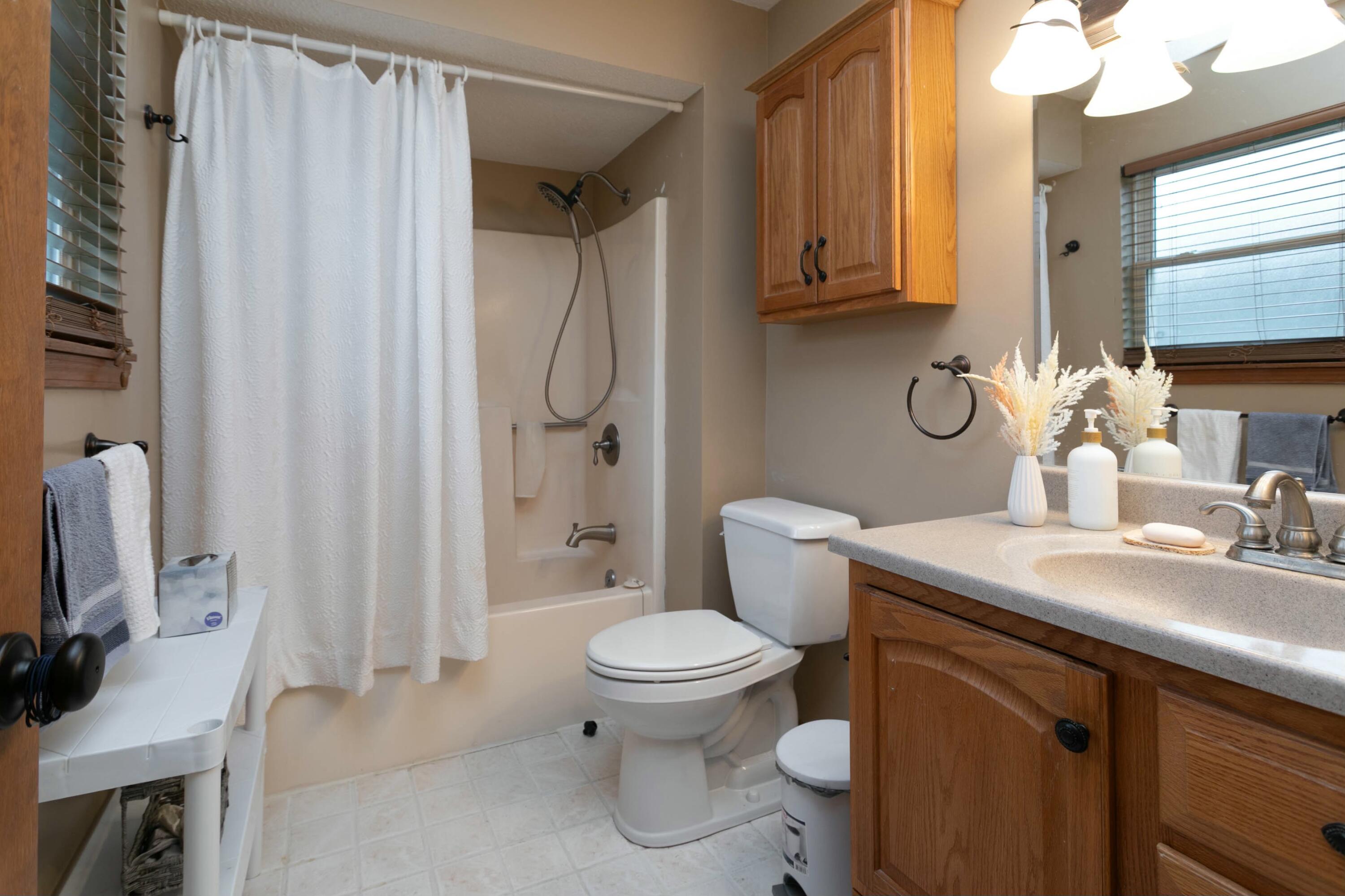 3701 Churchill Dr Property Photo 18