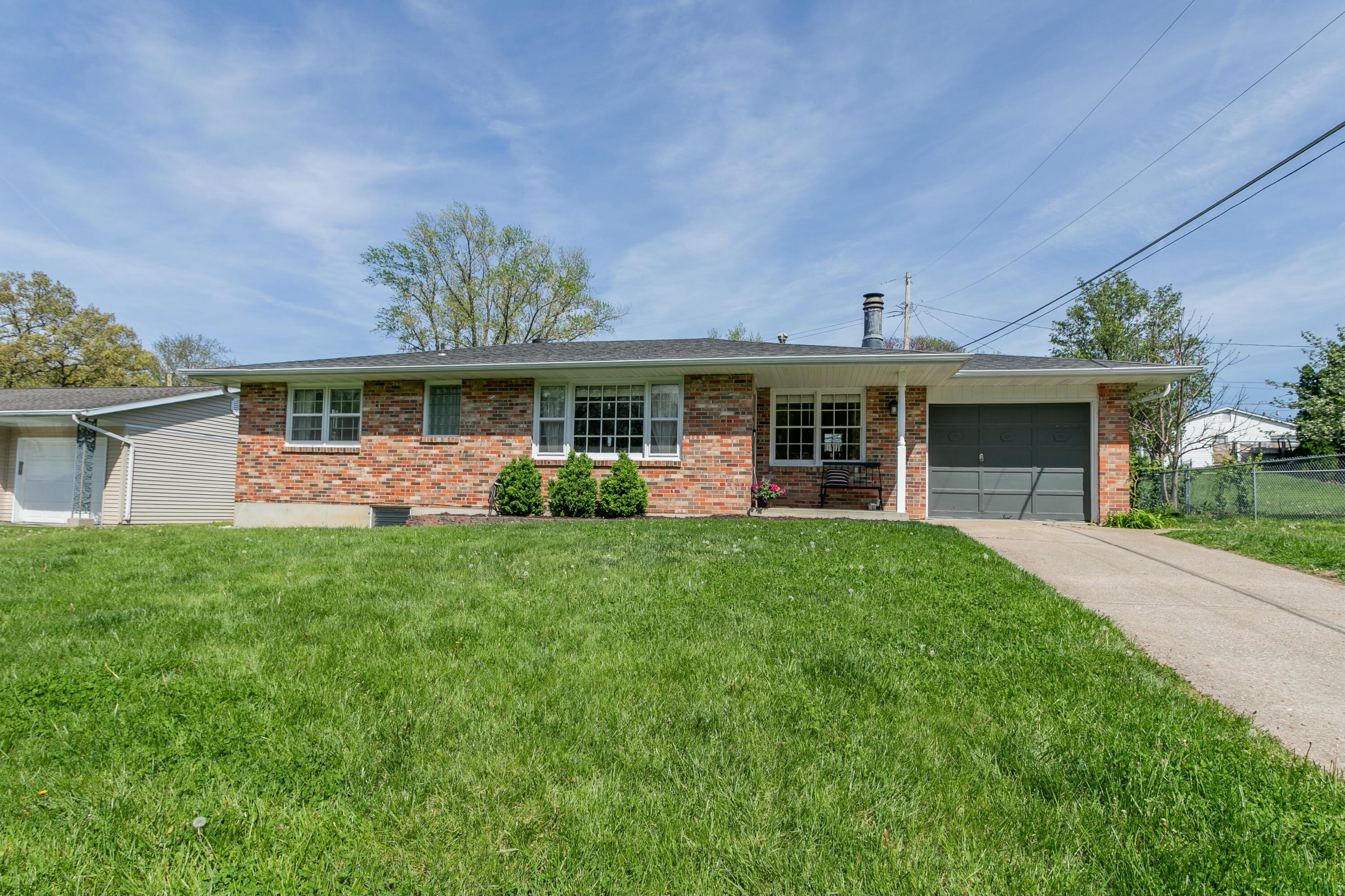 1506 West Boulevard Ct Property Photo 1