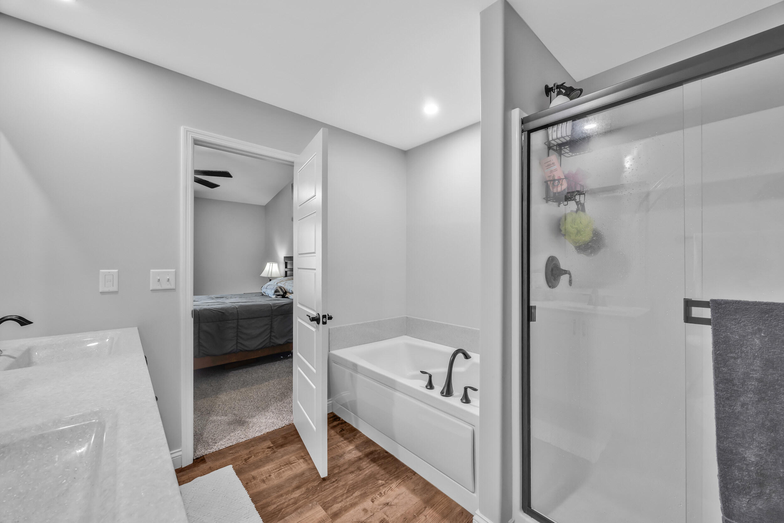 1103 Baseball Dr Property Photo 20