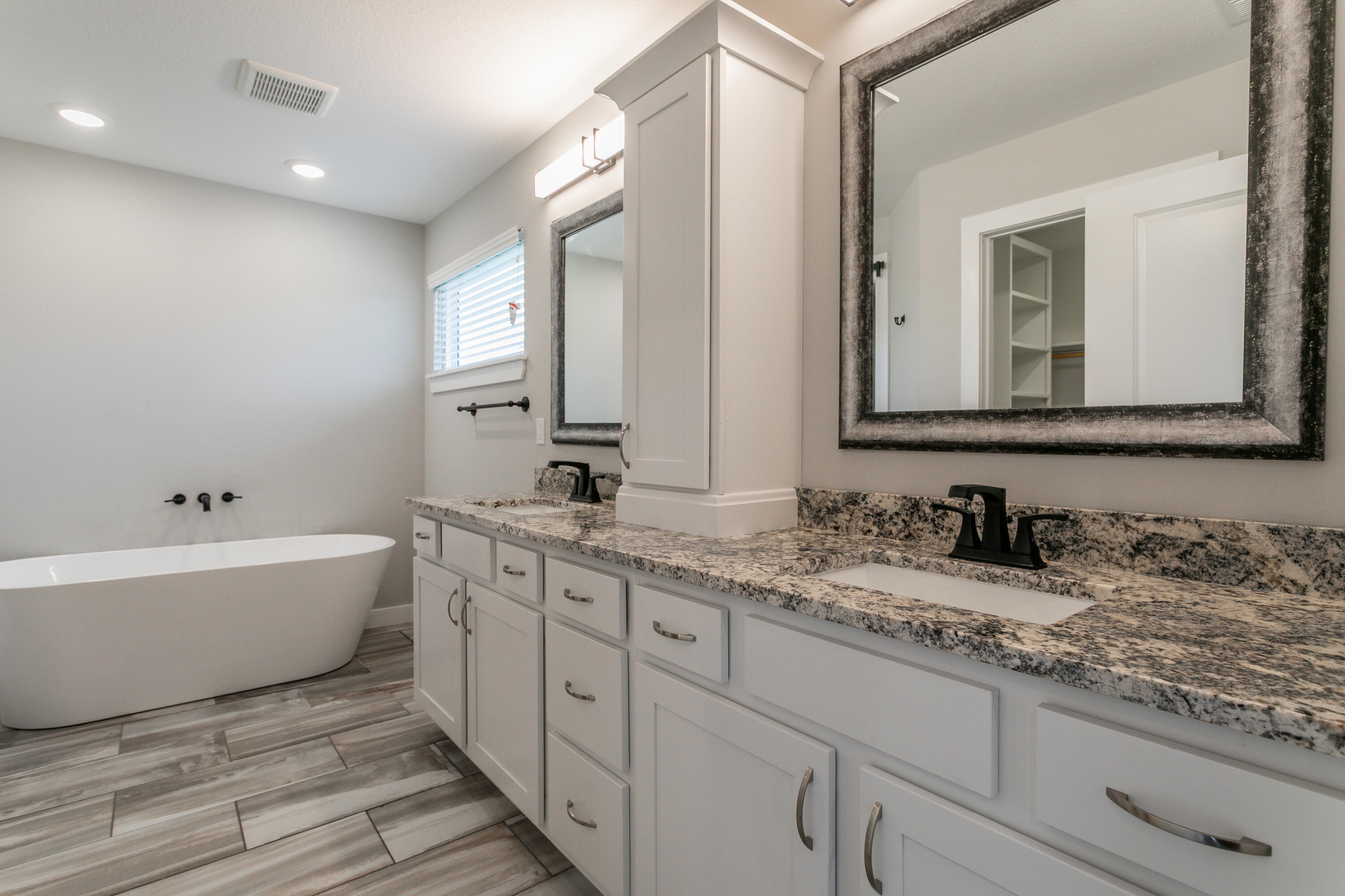 15070 Ada Dr Property Photo 23