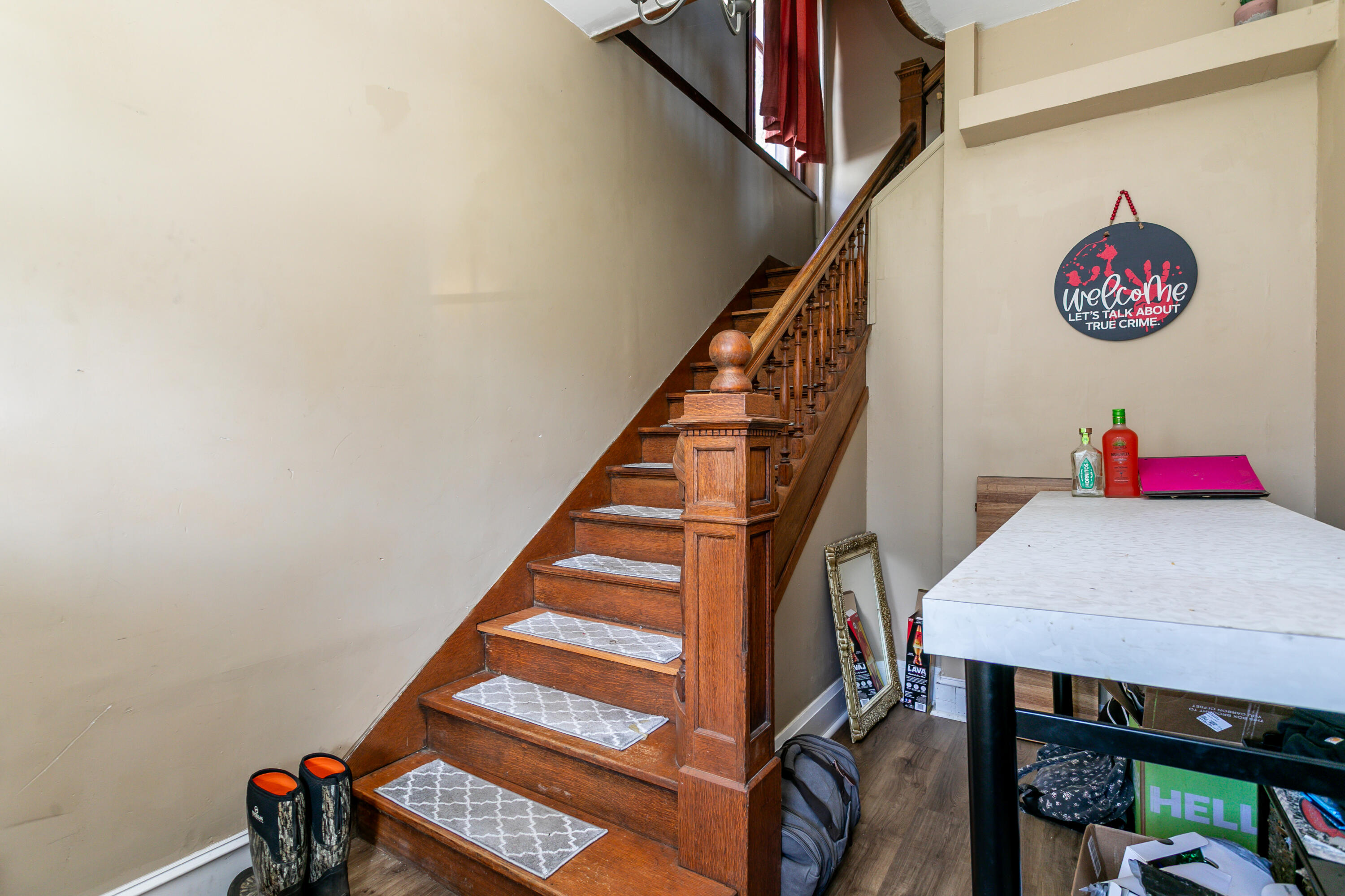 327 Ash St Property Photo 17