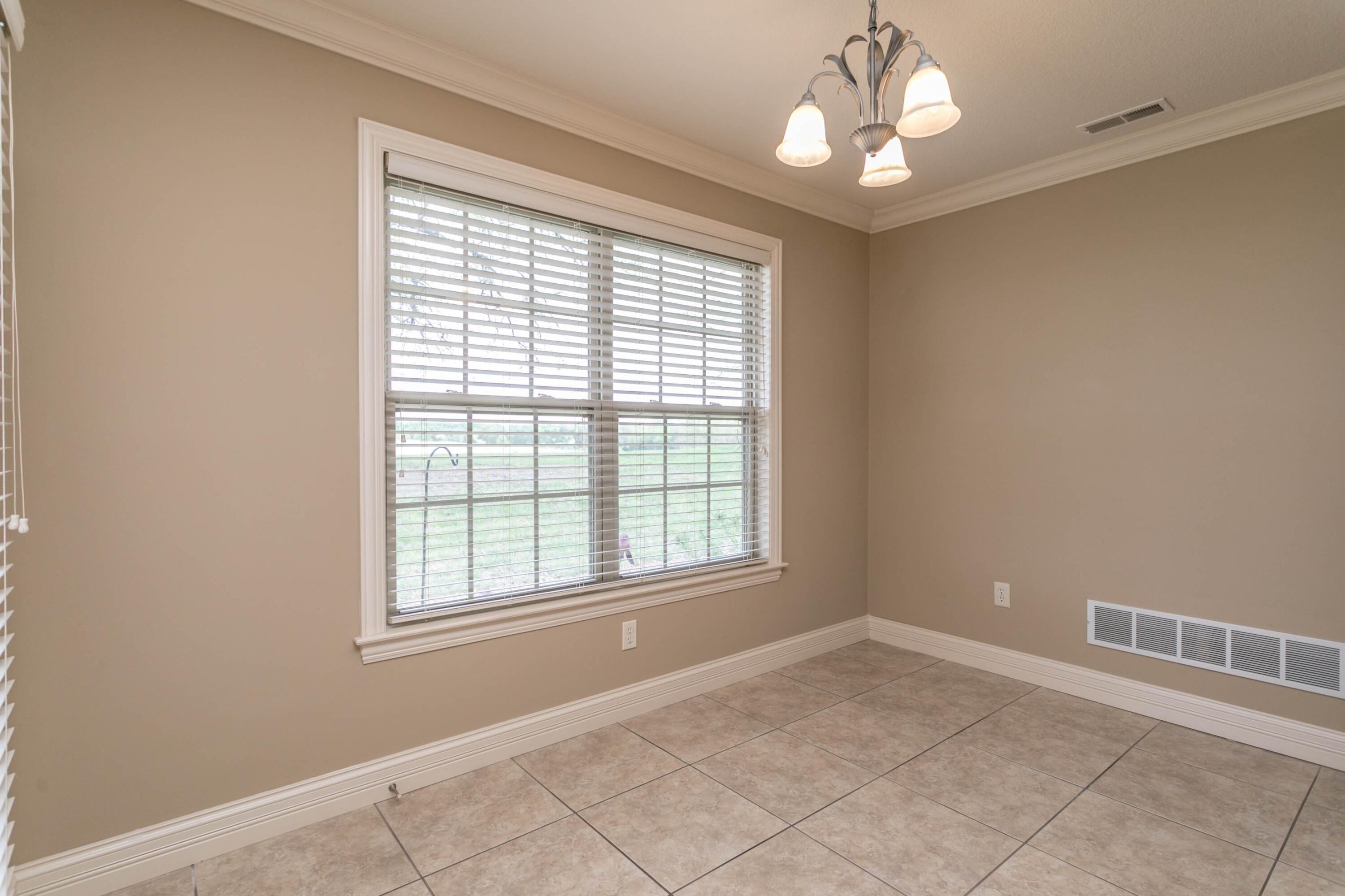5700 Hodgsdon Mill Dr Property Photo 12