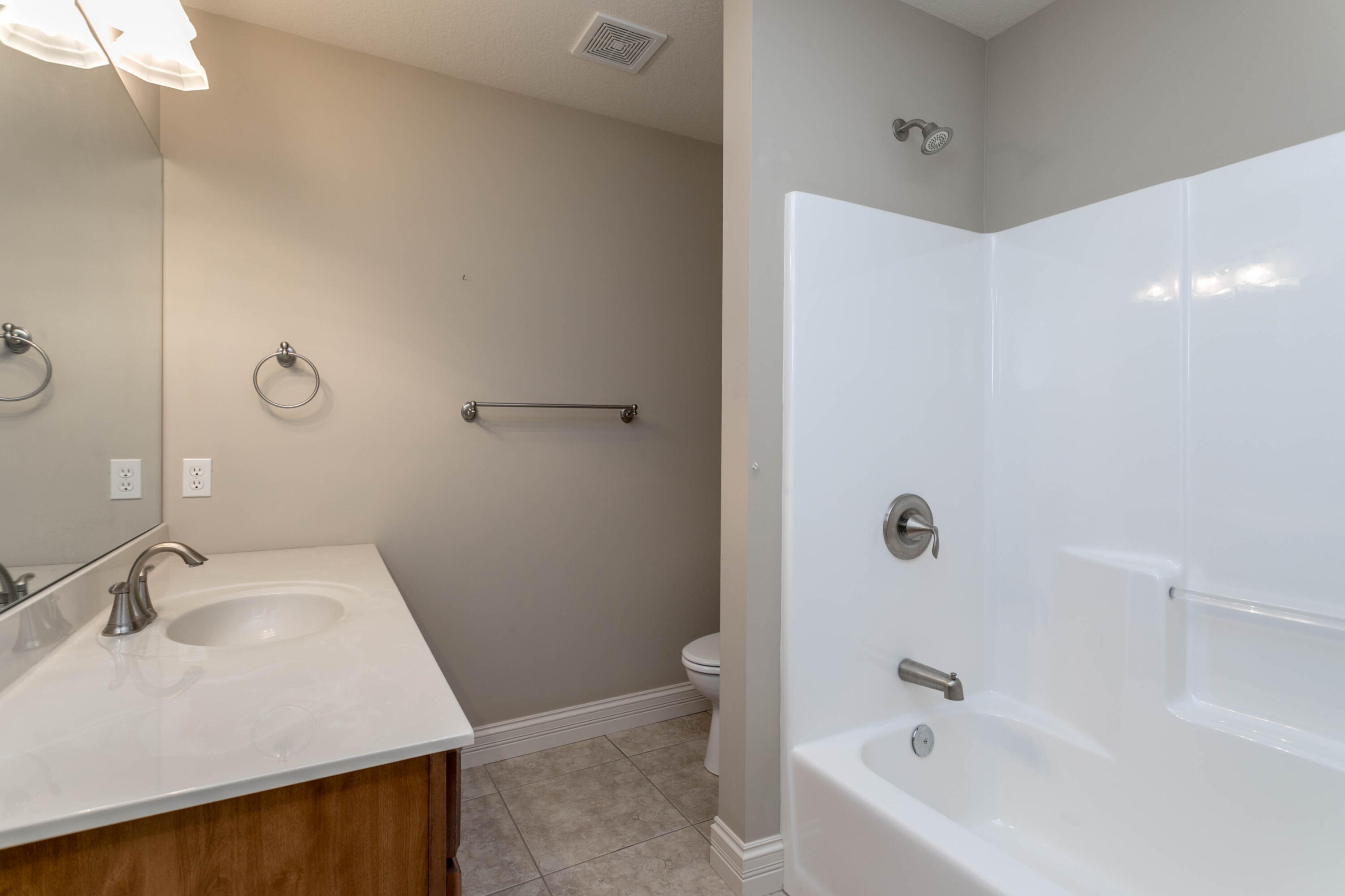 5700 Hodgsdon Mill Dr Property Photo 24