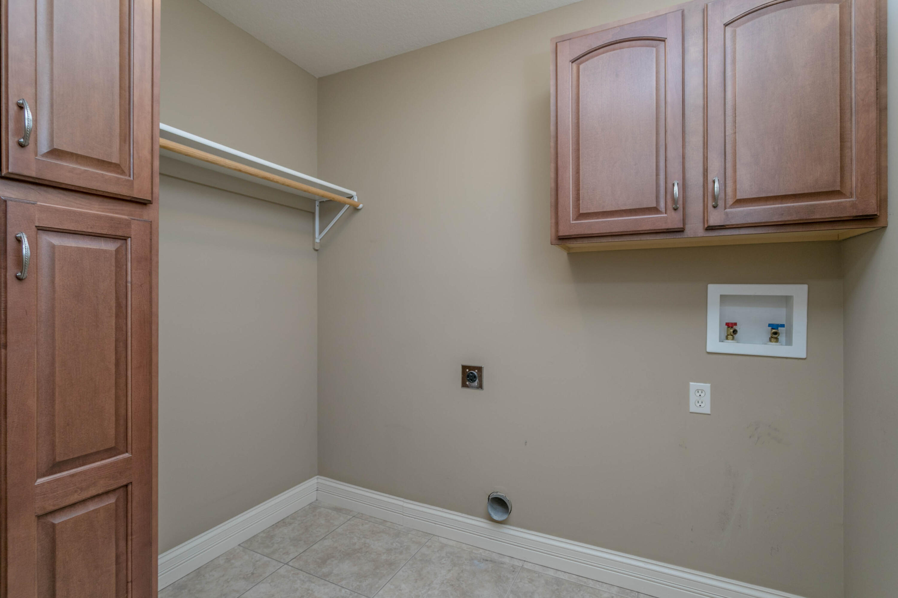 5700 Hodgsdon Mill Dr Property Photo 26
