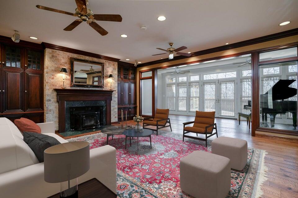 841 S Route Uu Property Photo 12
