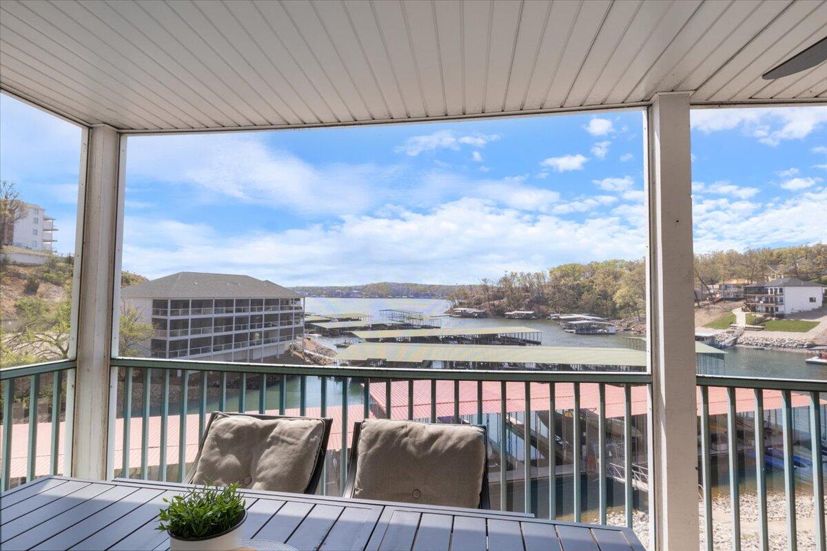 305 Highland Shores Dr, 2a Property Photo 1