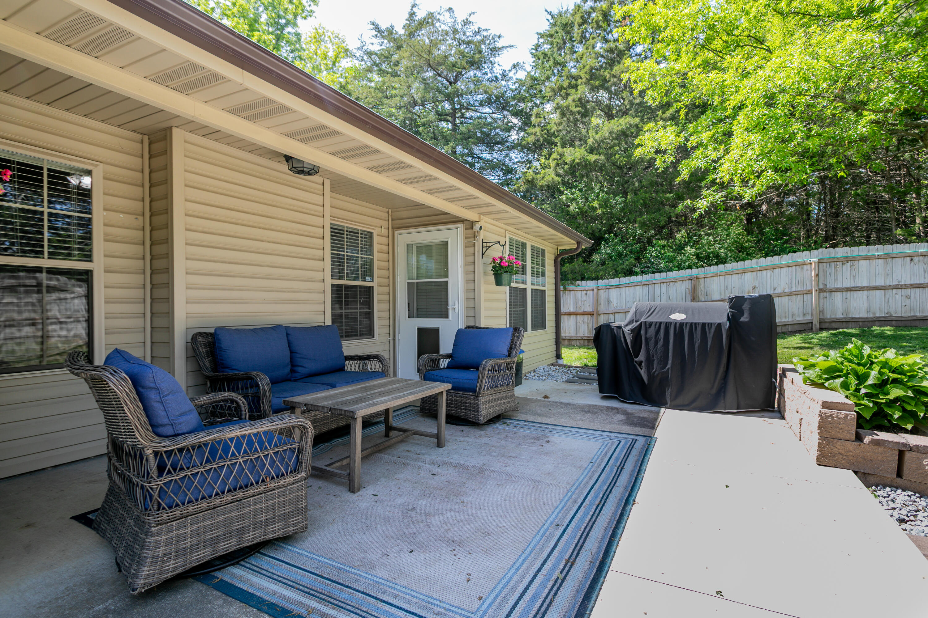 2810 Waynesboro Dr Property Photo 28