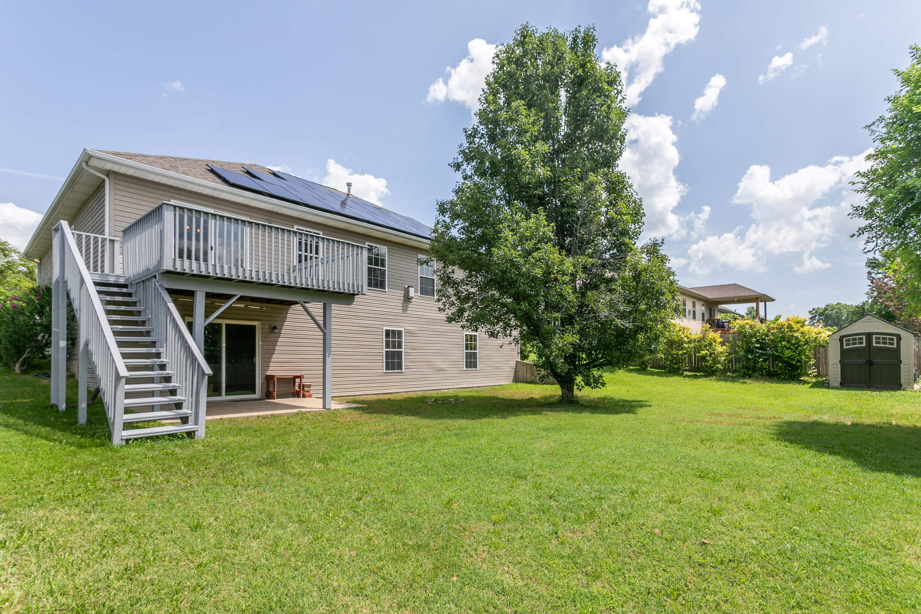 2504 Oakfield Dr Property Photo 32