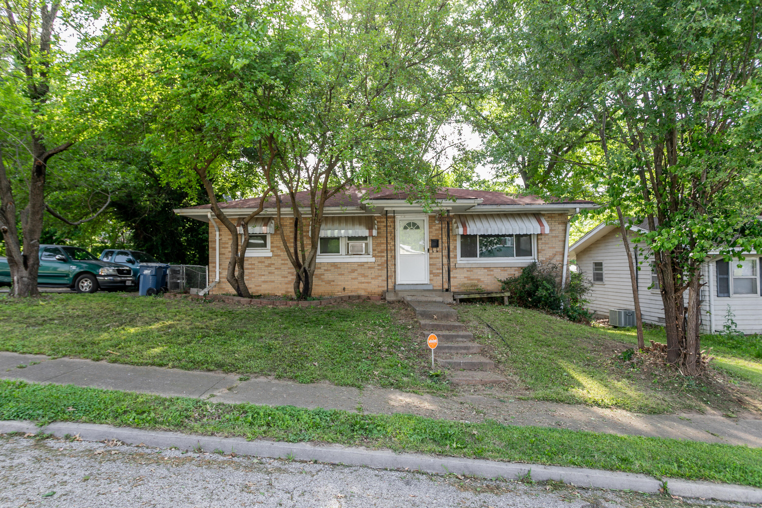 605 Michigan St Property Photo 1