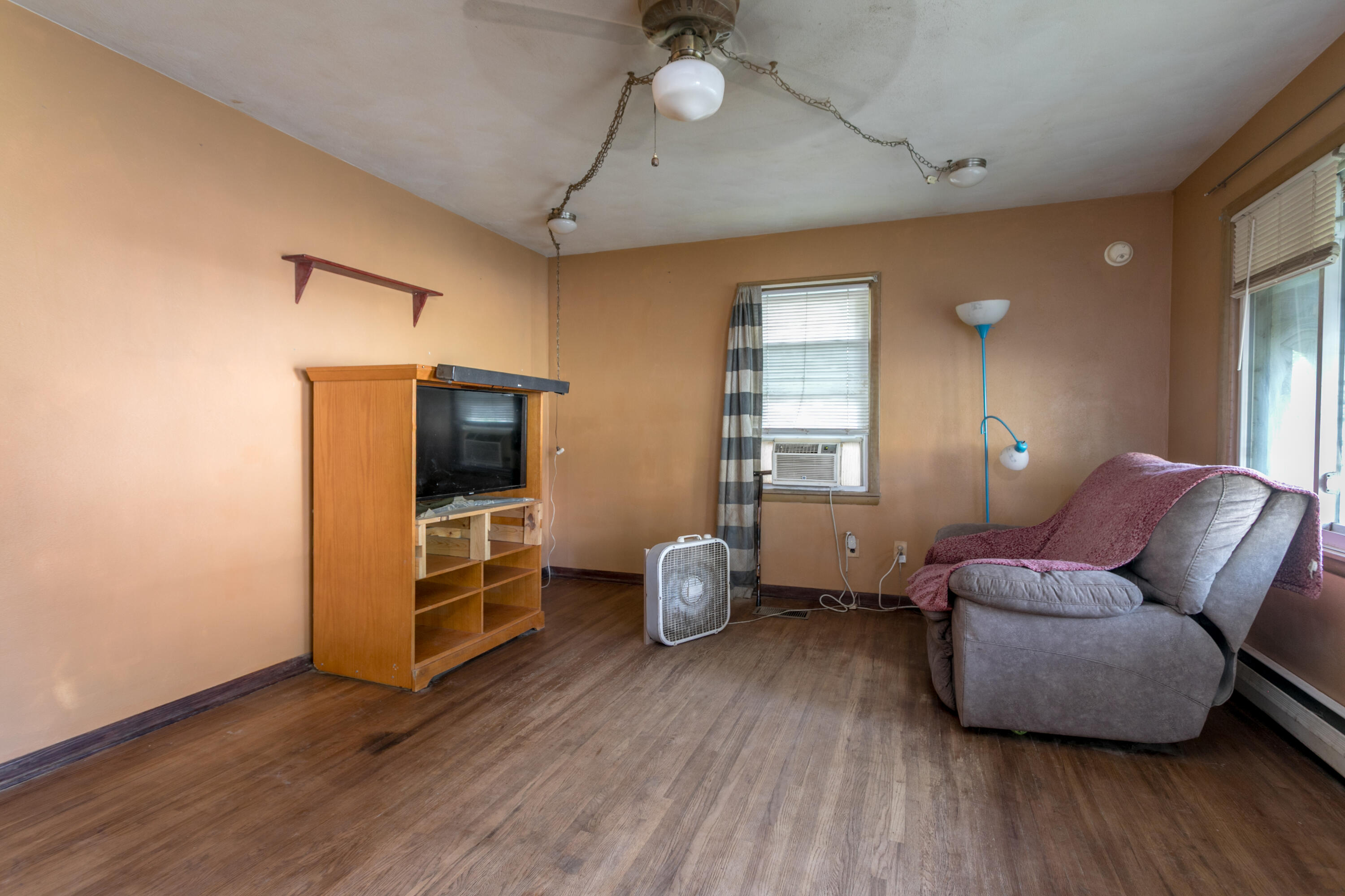 605 Michigan St Property Photo 3