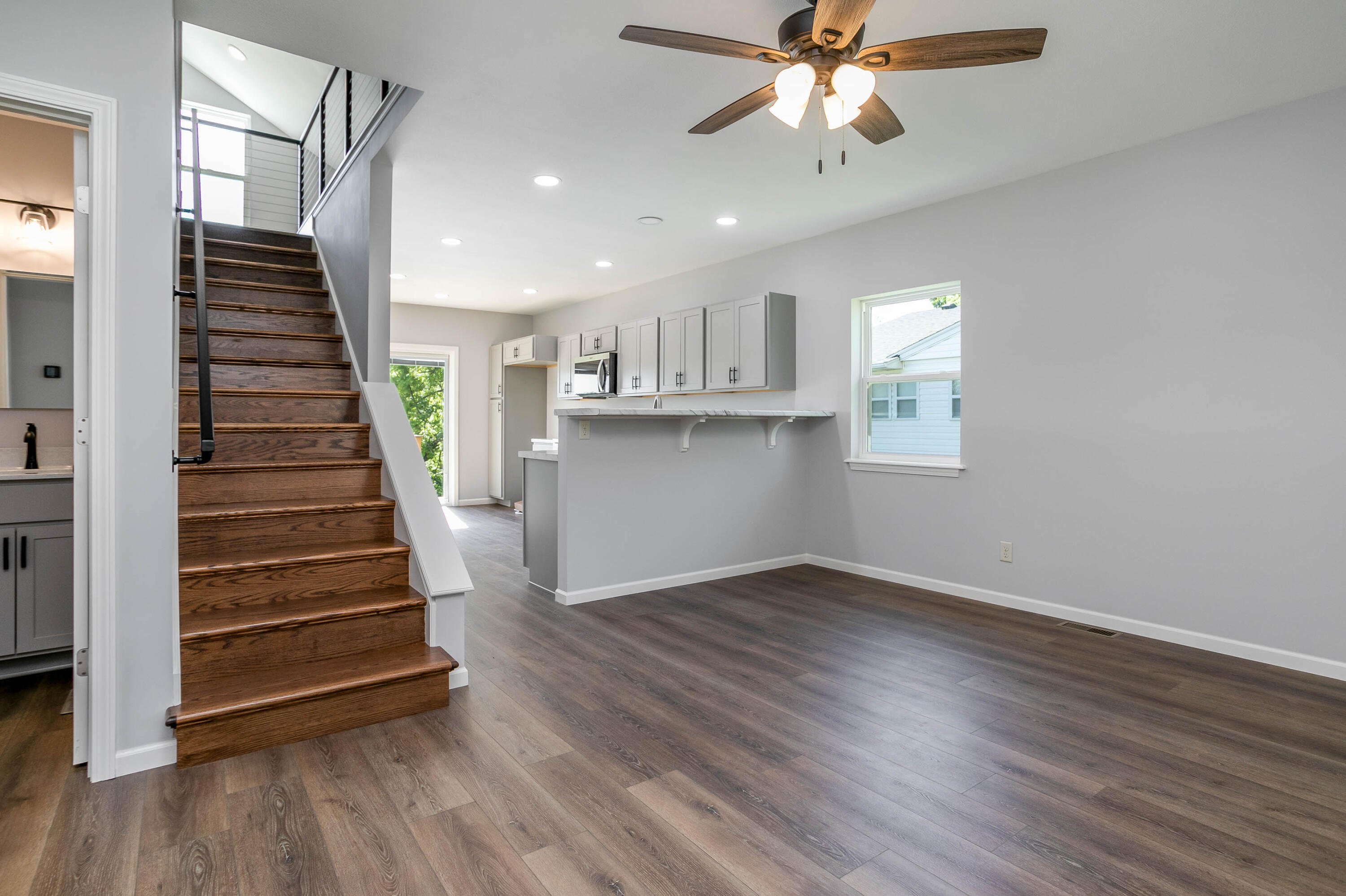 914 Santa Fe Trl Property Photo 4